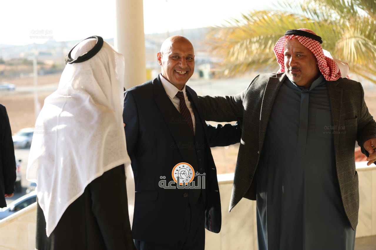 Madar Al-Saa Images 0.8218450750528458