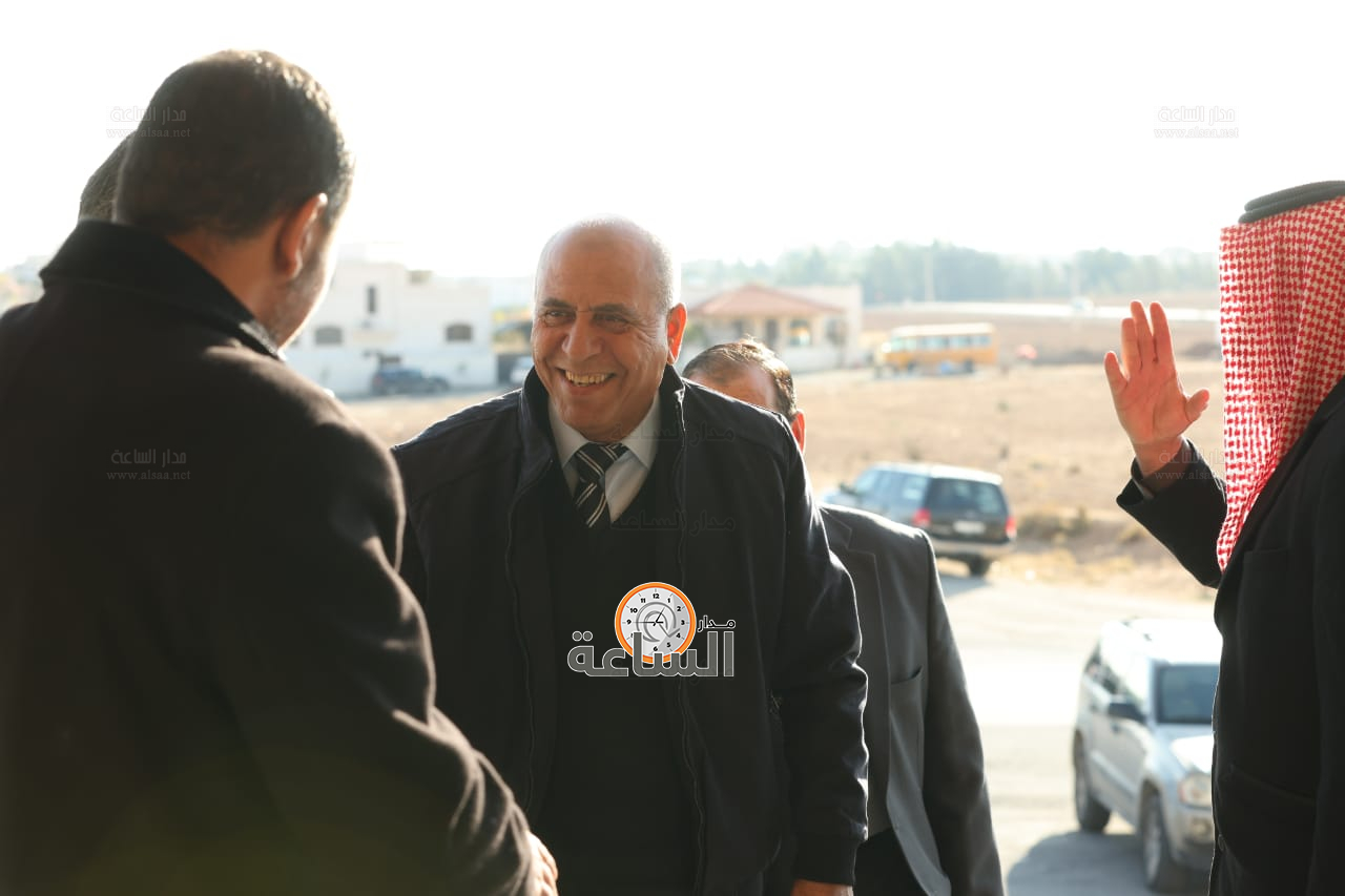 Madar Al-Saa Images 0.7859921224801579