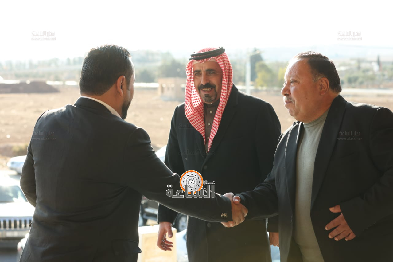 Madar Al-Saa Images 0.40013802538661436