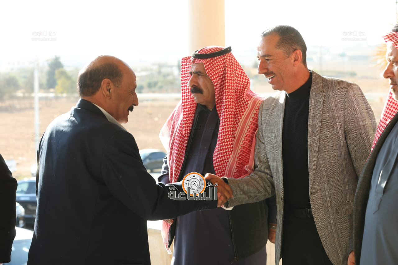 Madar Al-Saa Images 0.6113230539261493