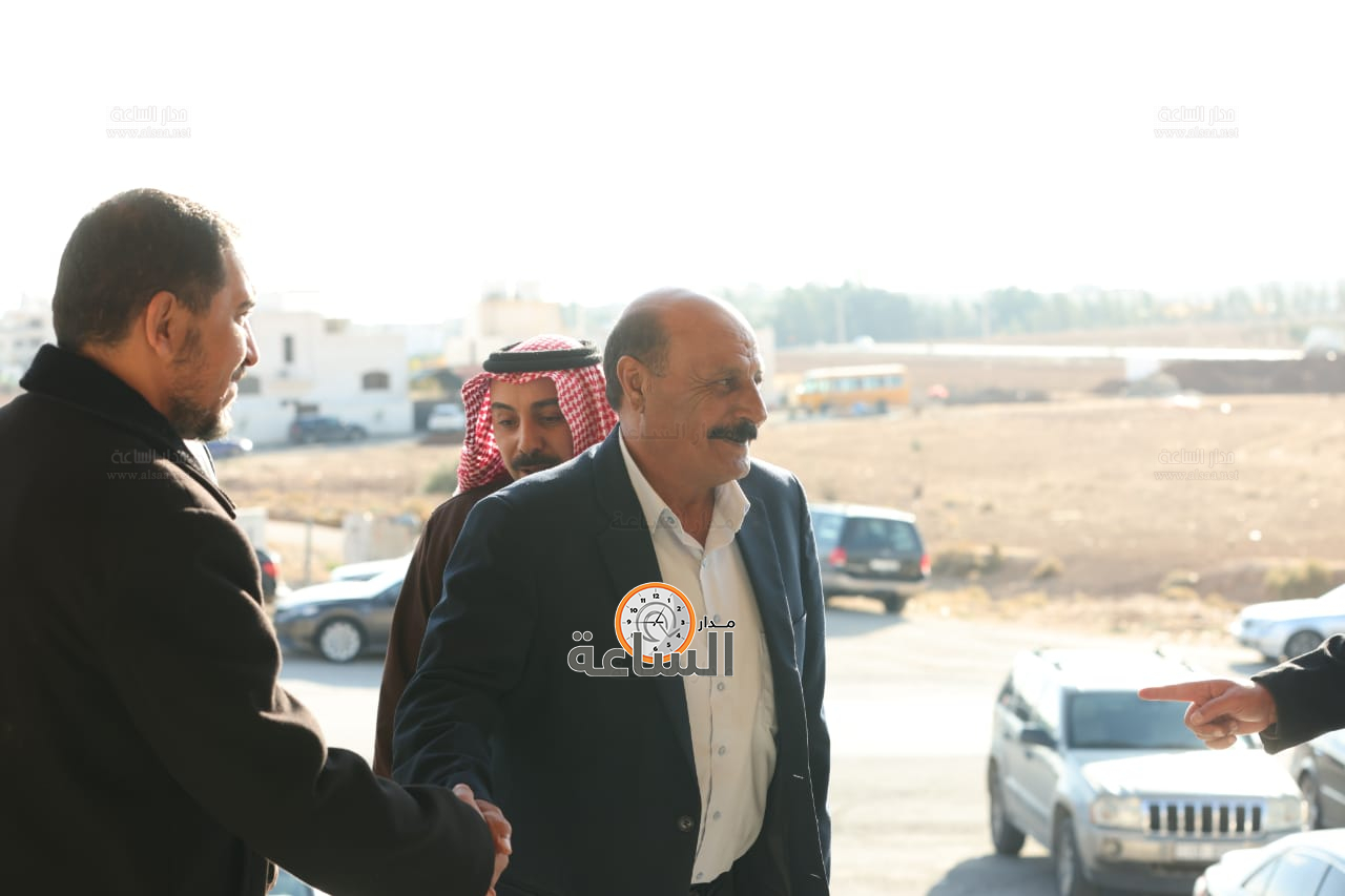 Madar Al-Saa Images 0.22723004387959123