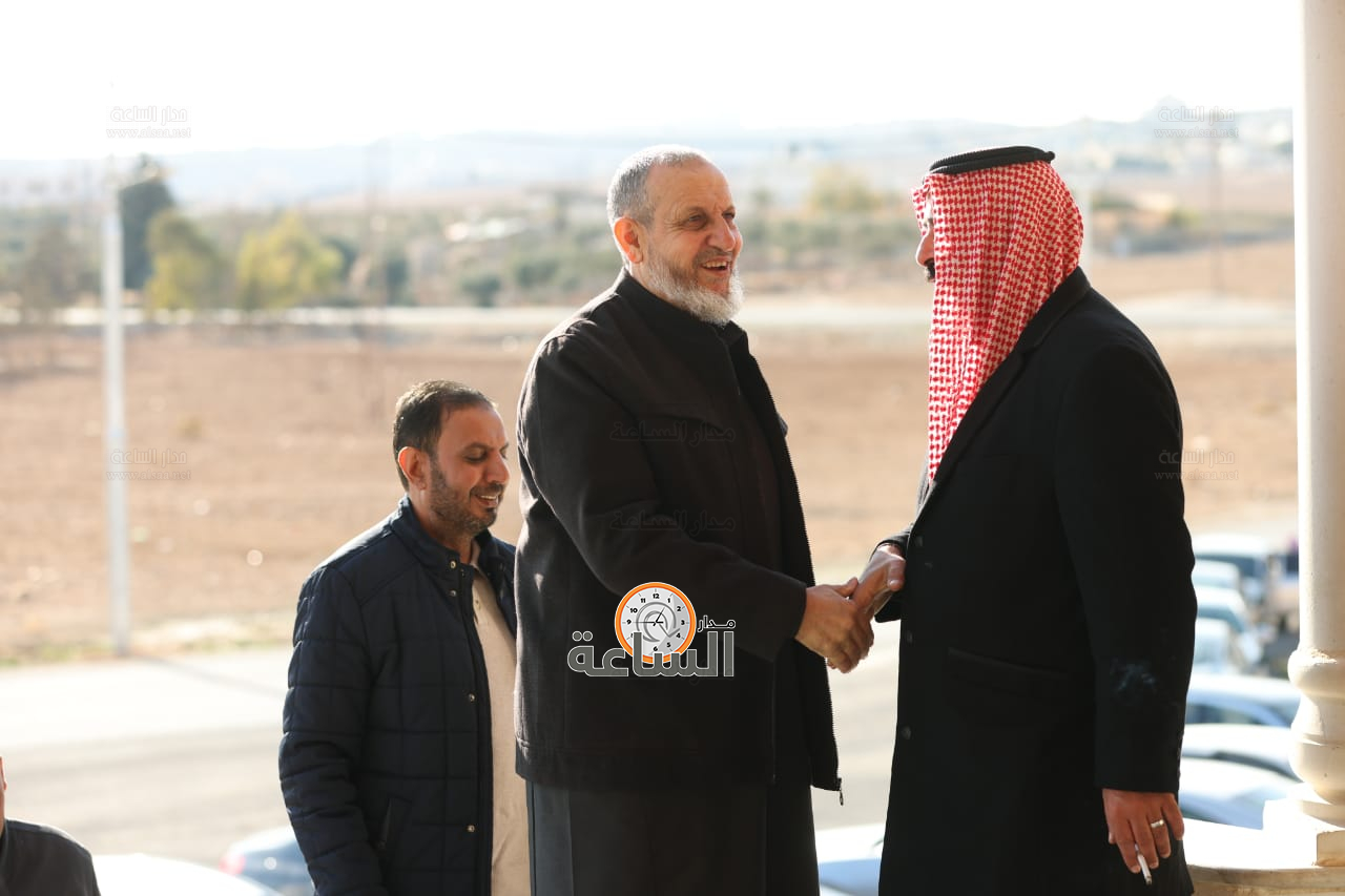 Madar Al-Saa Images 0.056656103189064555