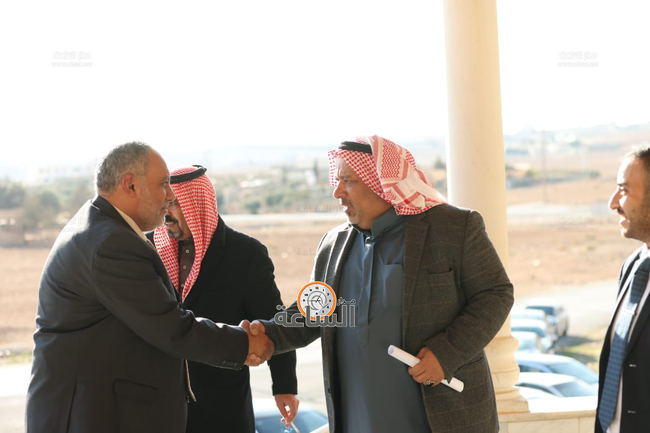 Madar Al-Saa Images 0.8273063412356916