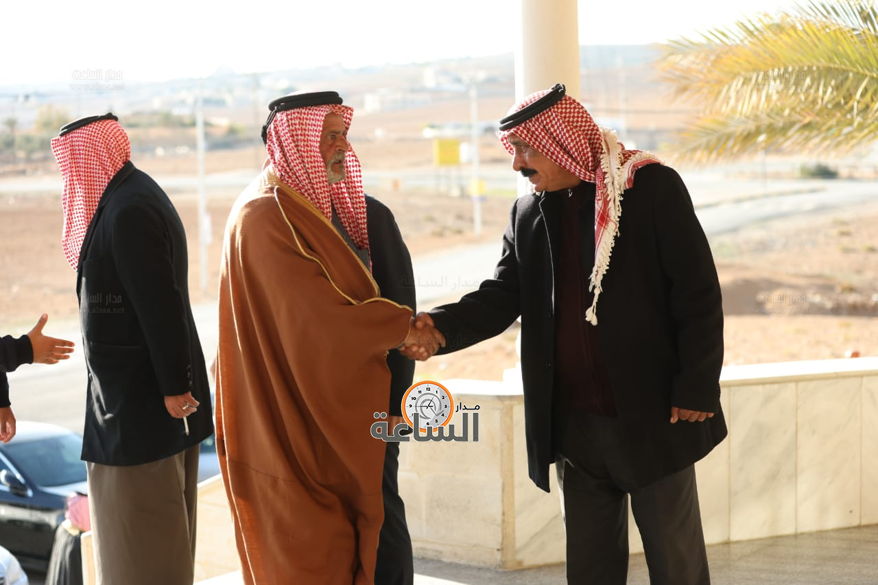 Madar Al-Saa Images 0.4058606239771547