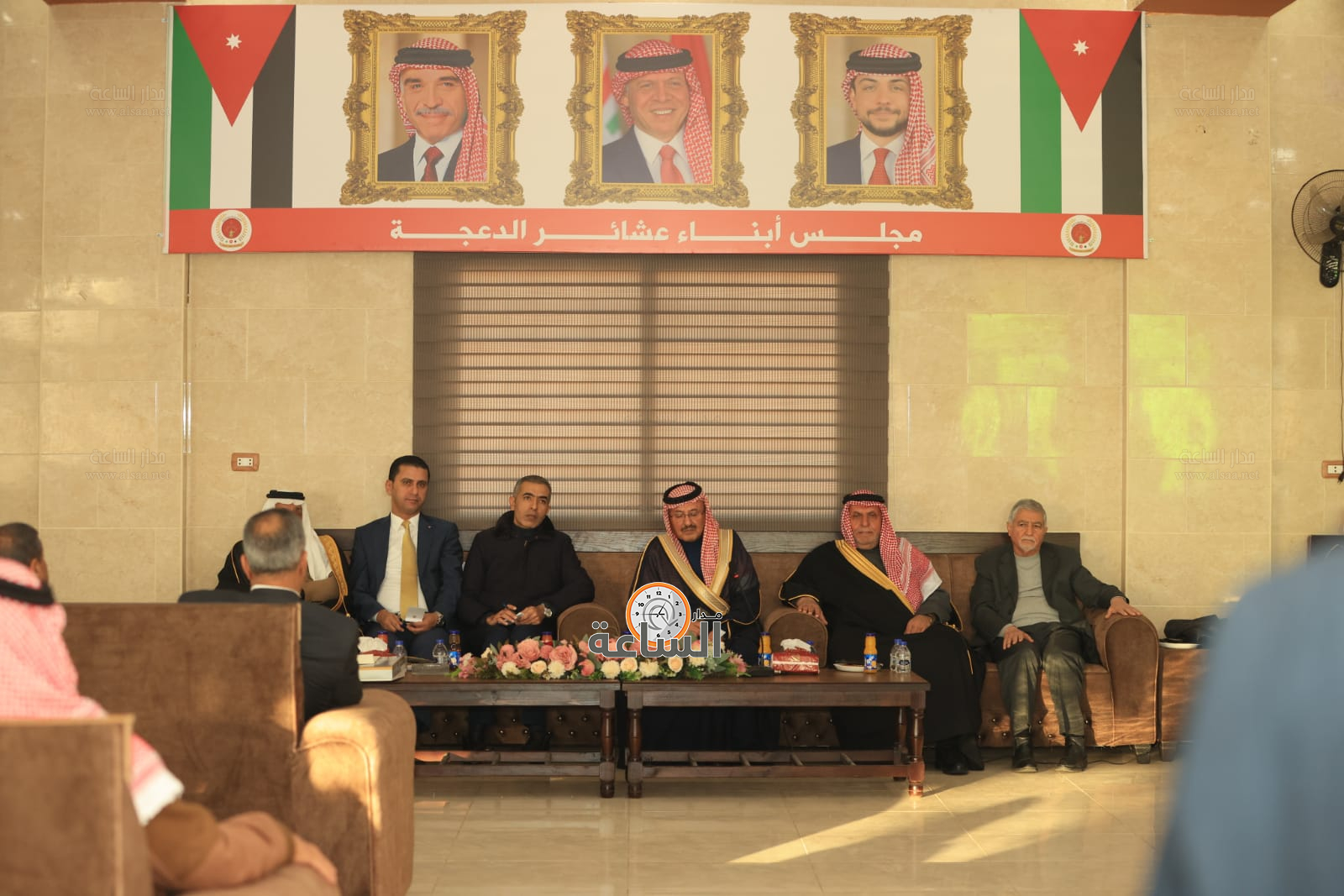 Madar Al-Saa Images 0.3717319587842596