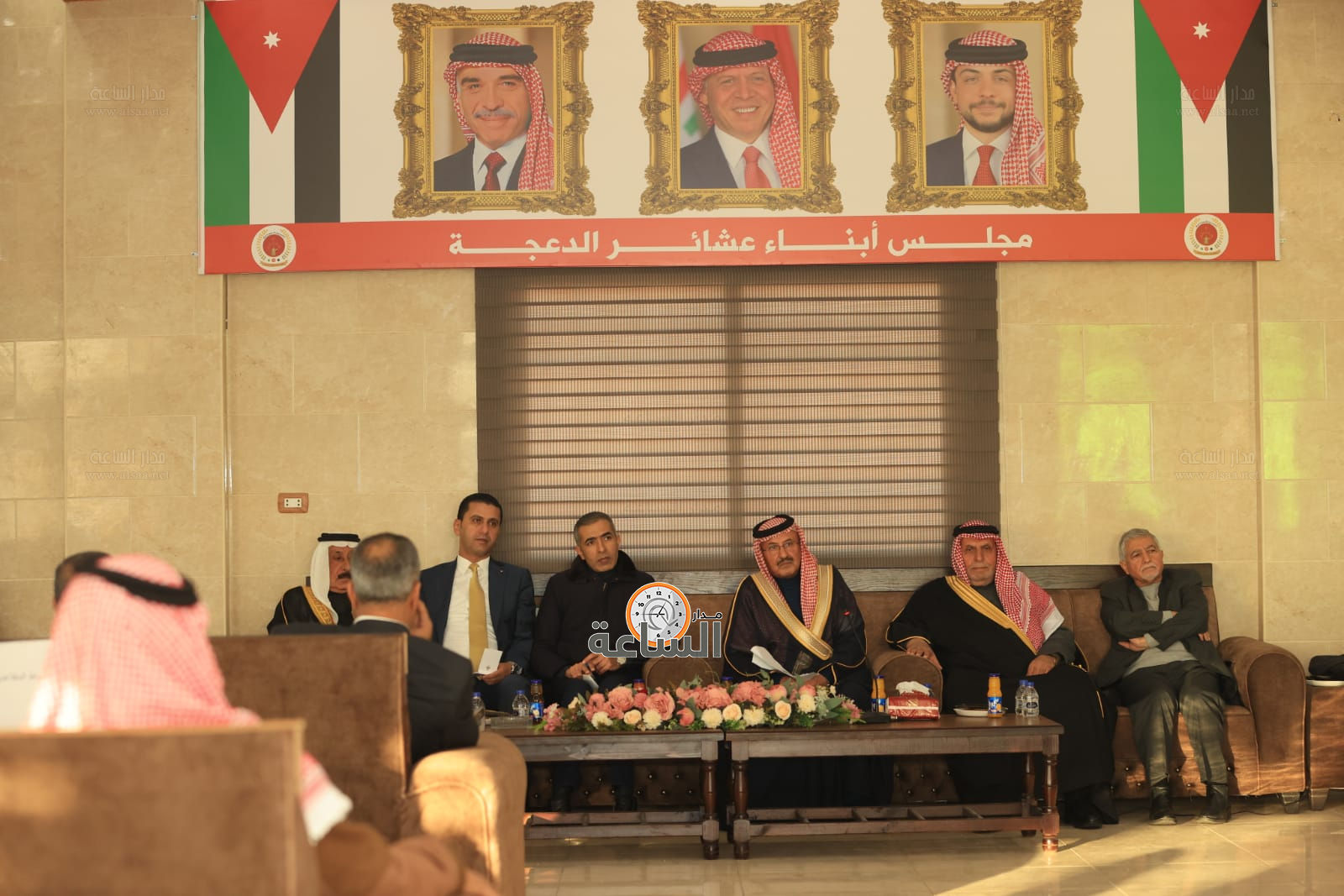 Madar Al-Saa Images 0.014837696188514937