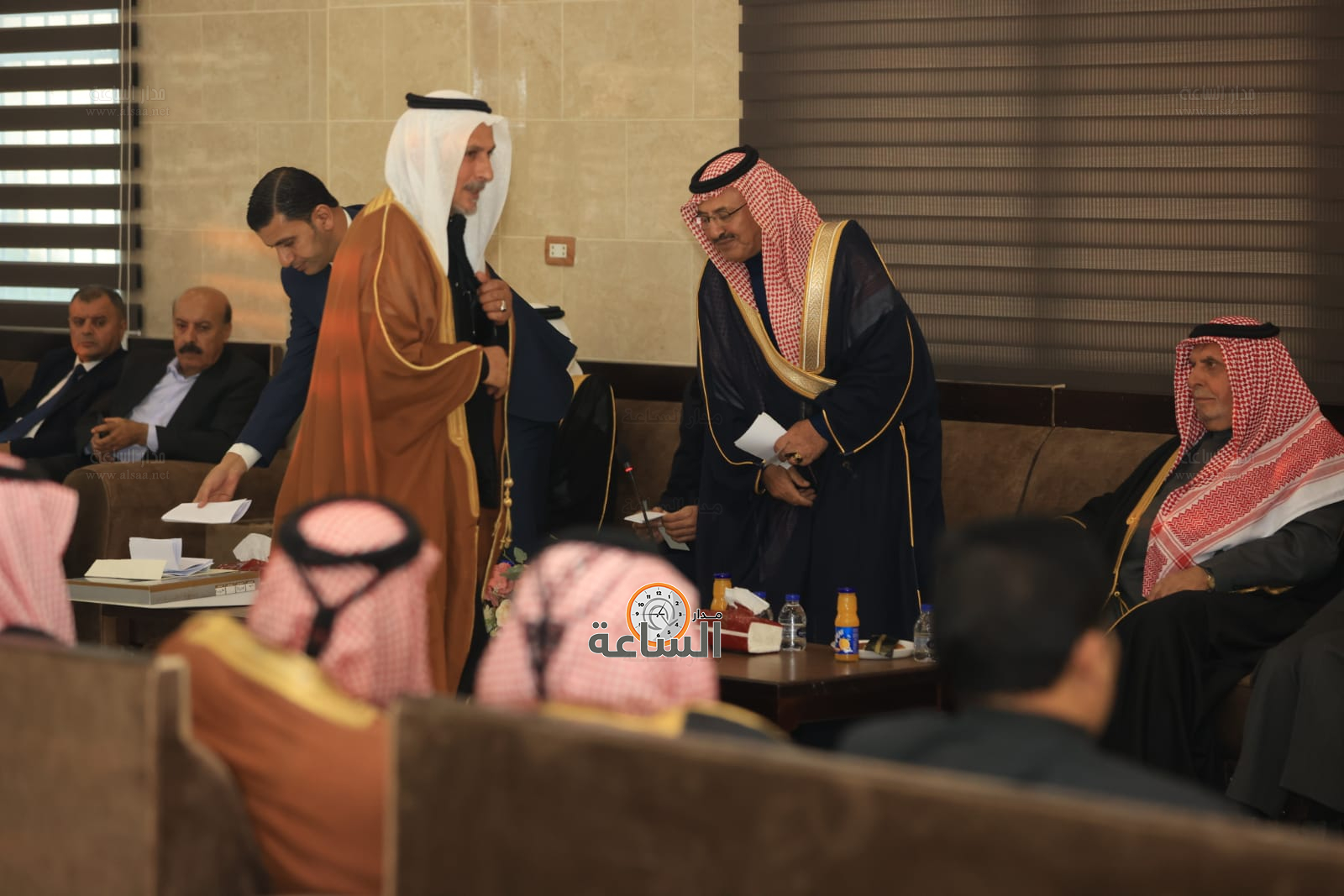 Madar Al-Saa Images 0.09910048355055279