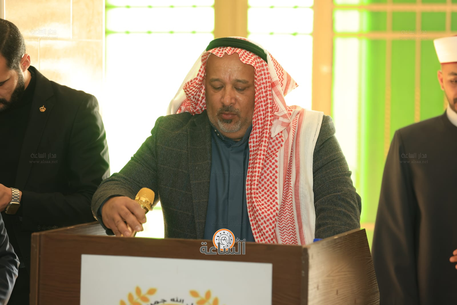 Madar Al-Saa Images 0.49132942225190446