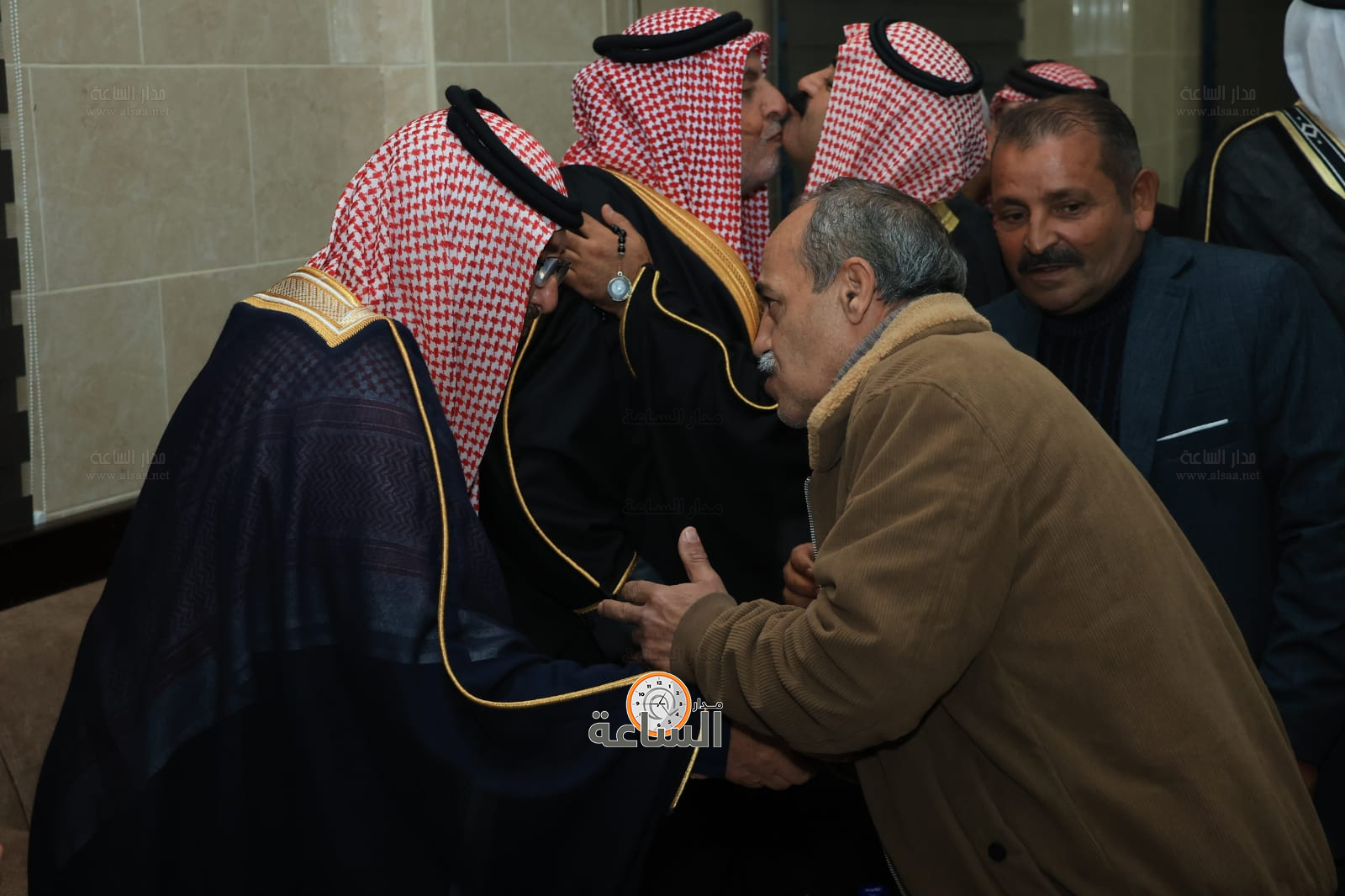 Madar Al-Saa Images 0.6603971435224388