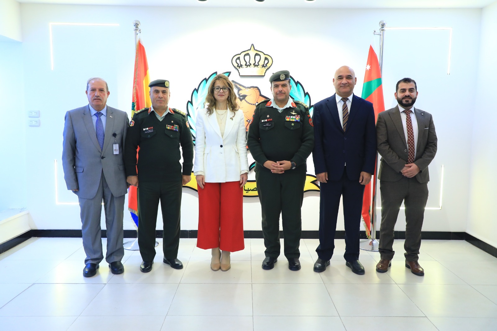 Madar Al-Saa Images 0.5379156708521302