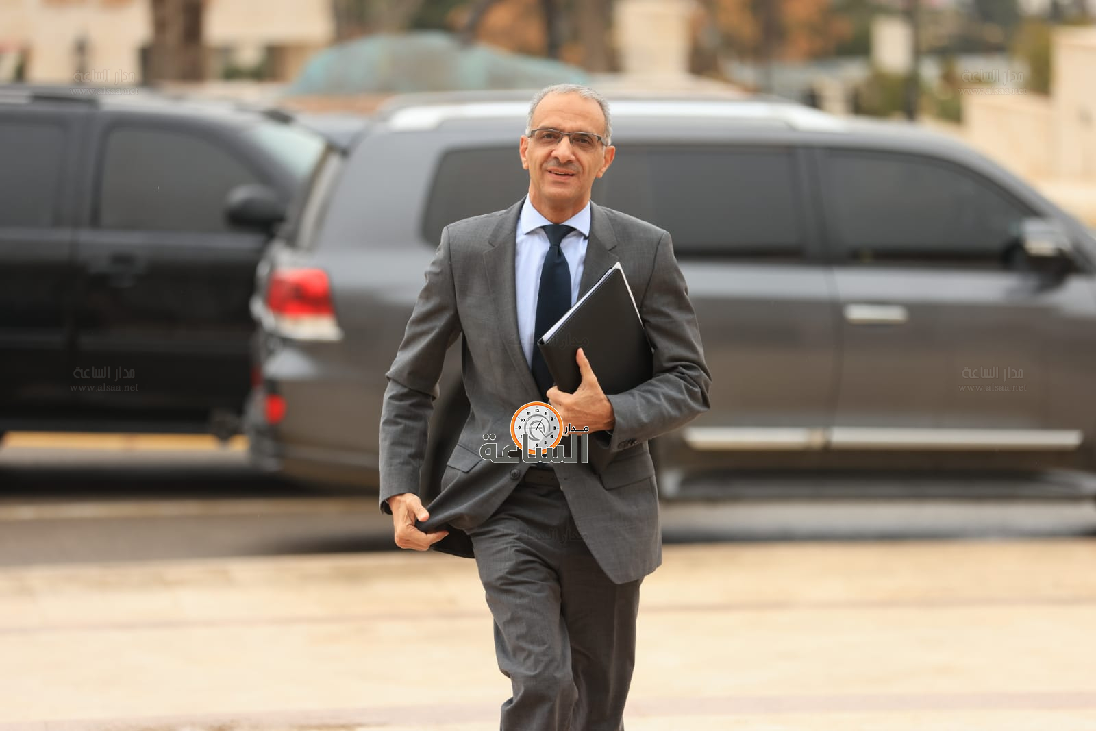 Madar Al-Saa Images 0.3014959872033073