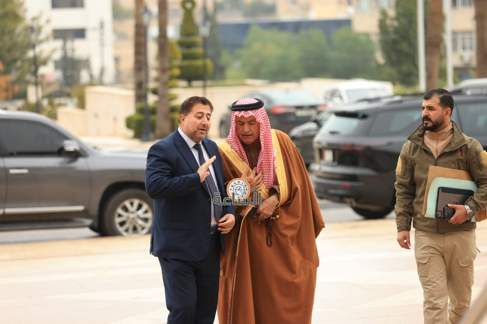 Madar Al-Saa Images 0.8731292229538515