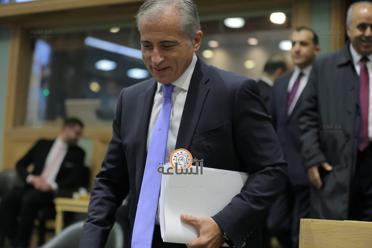 Madar Al-Saa Images 0.9011297268266613