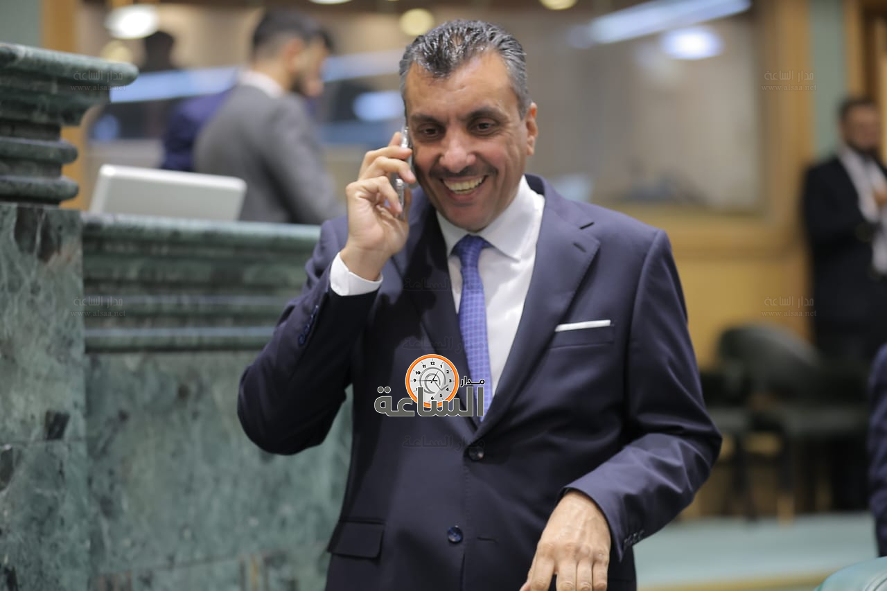 Madar Al-Saa Images 0.004713222718831789