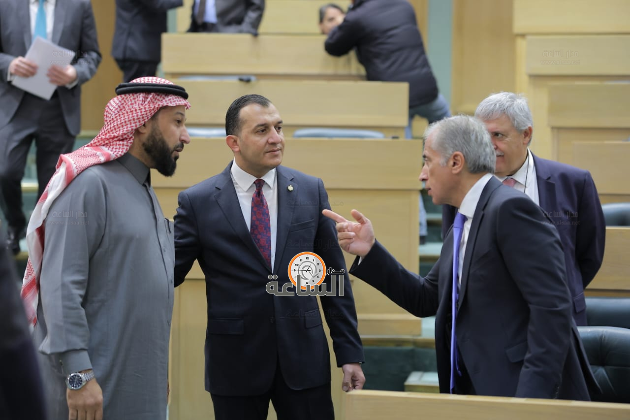 Madar Al-Saa Images 0.47823471240501403