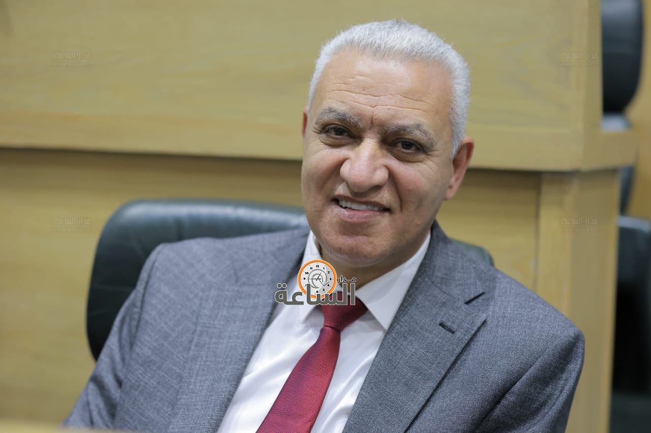 Madar Al-Saa Images 0.22450706809220689