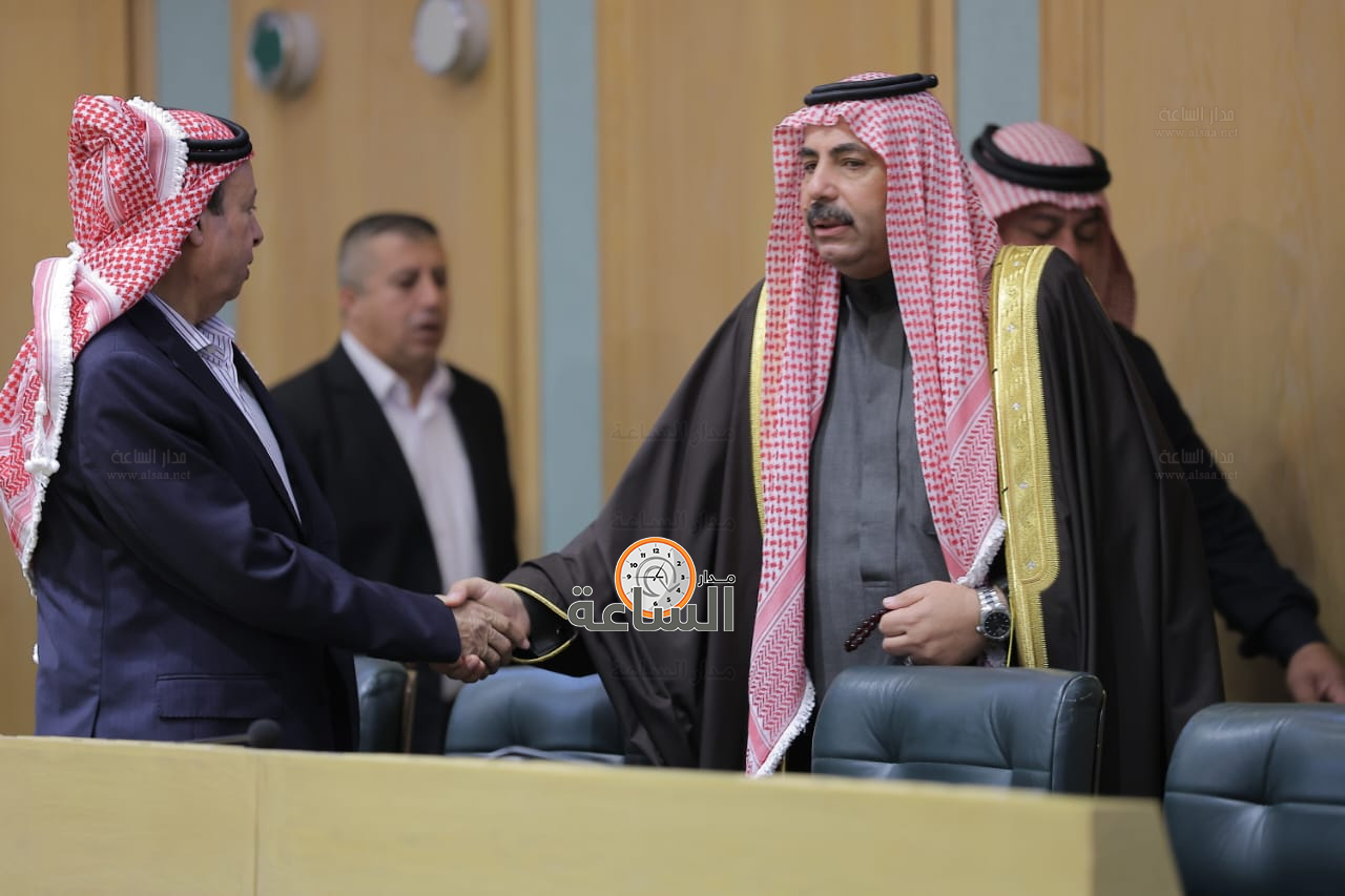 Madar Al-Saa Images 0.07497862098176