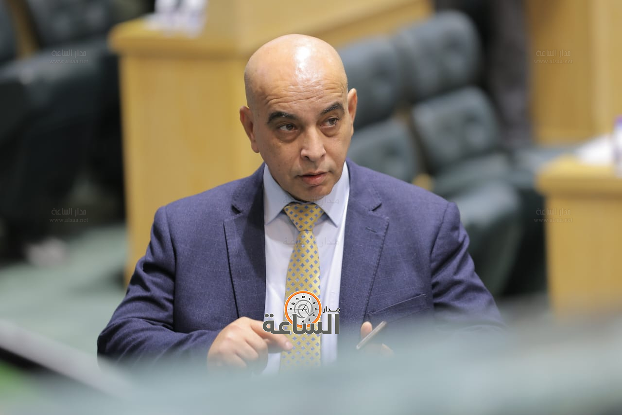 Madar Al-Saa Images 0.23824438589895858