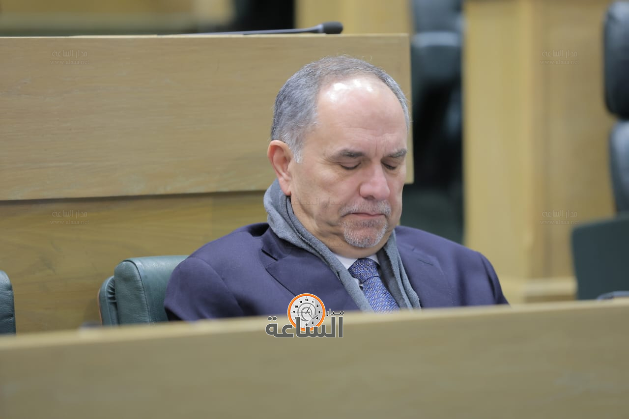 Madar Al-Saa Images 0.9351554302948254