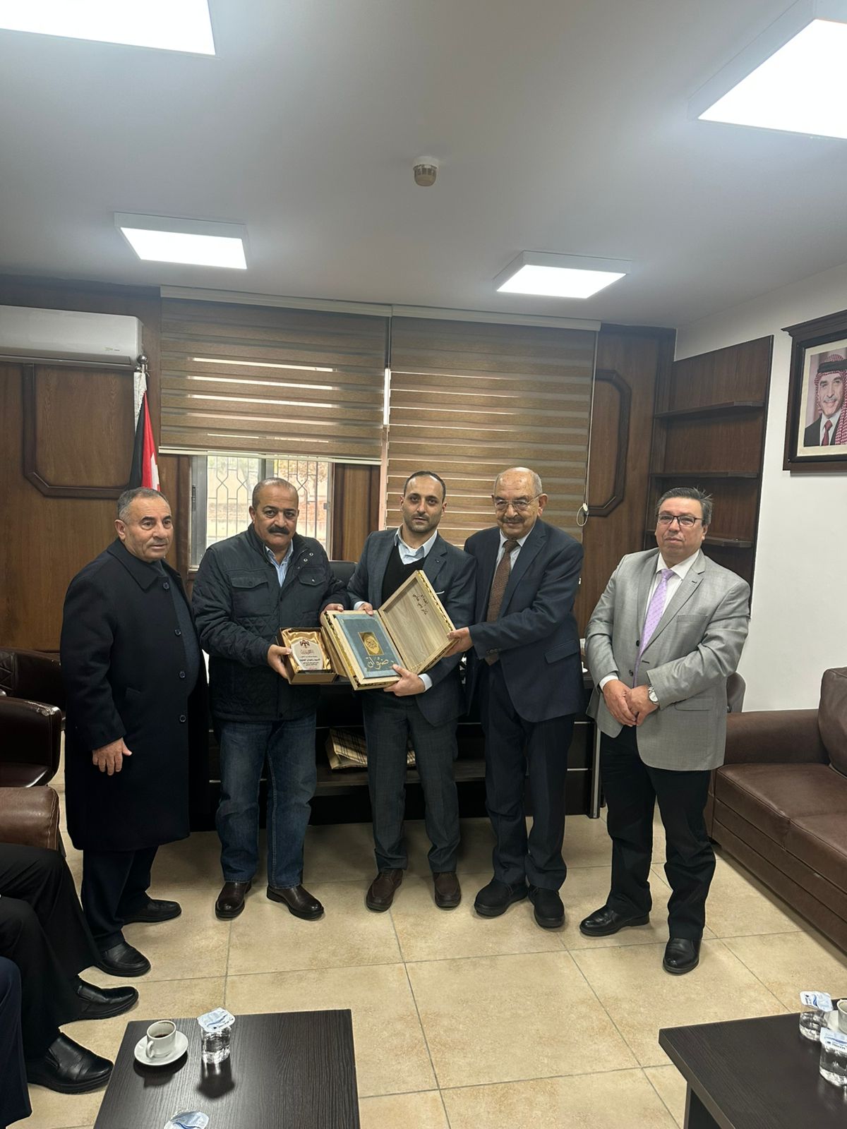 Madar Al-Saa Images 0.45562433293066373