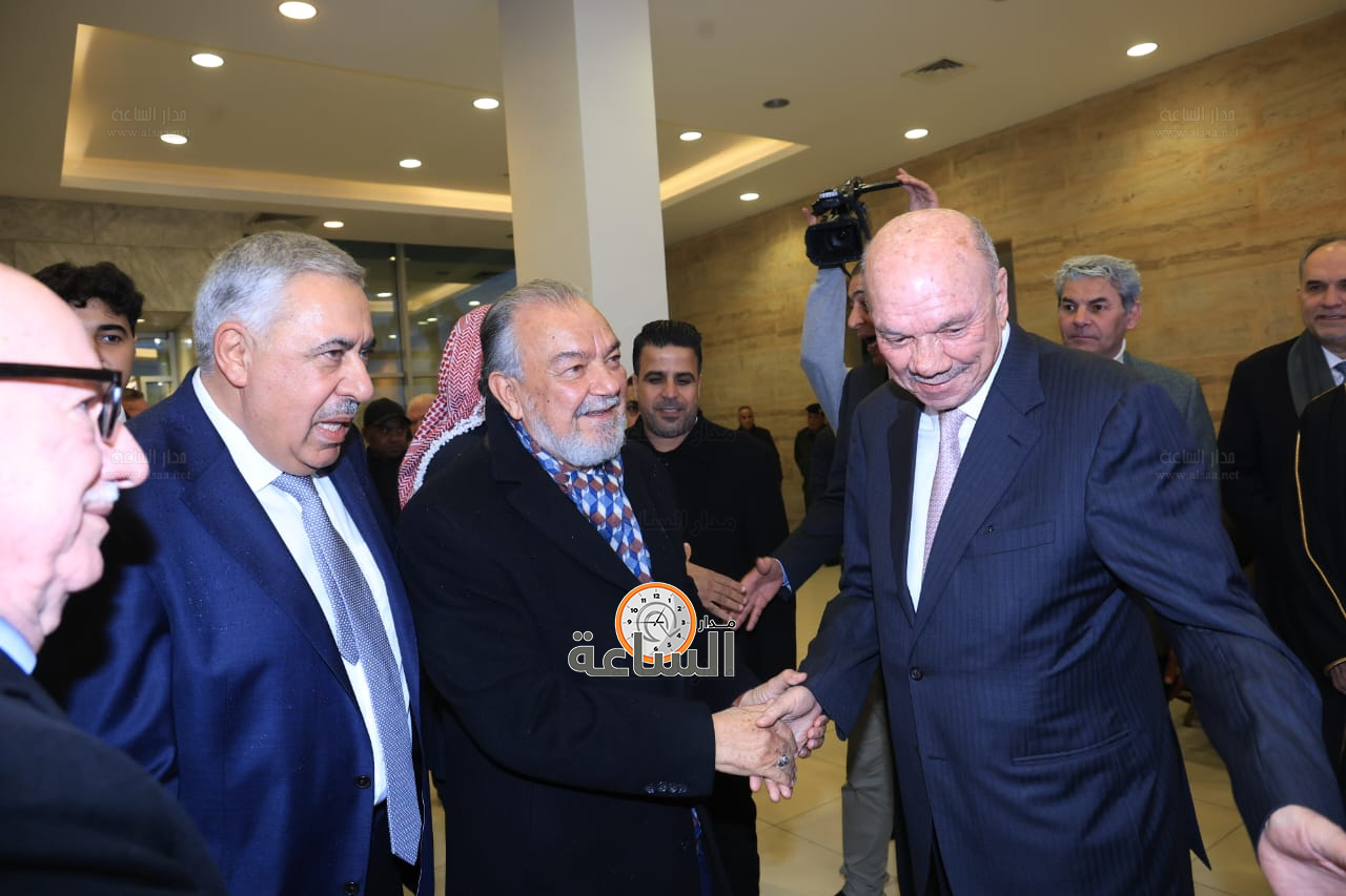 Madar Al-Saa Images 0.8784250472017285