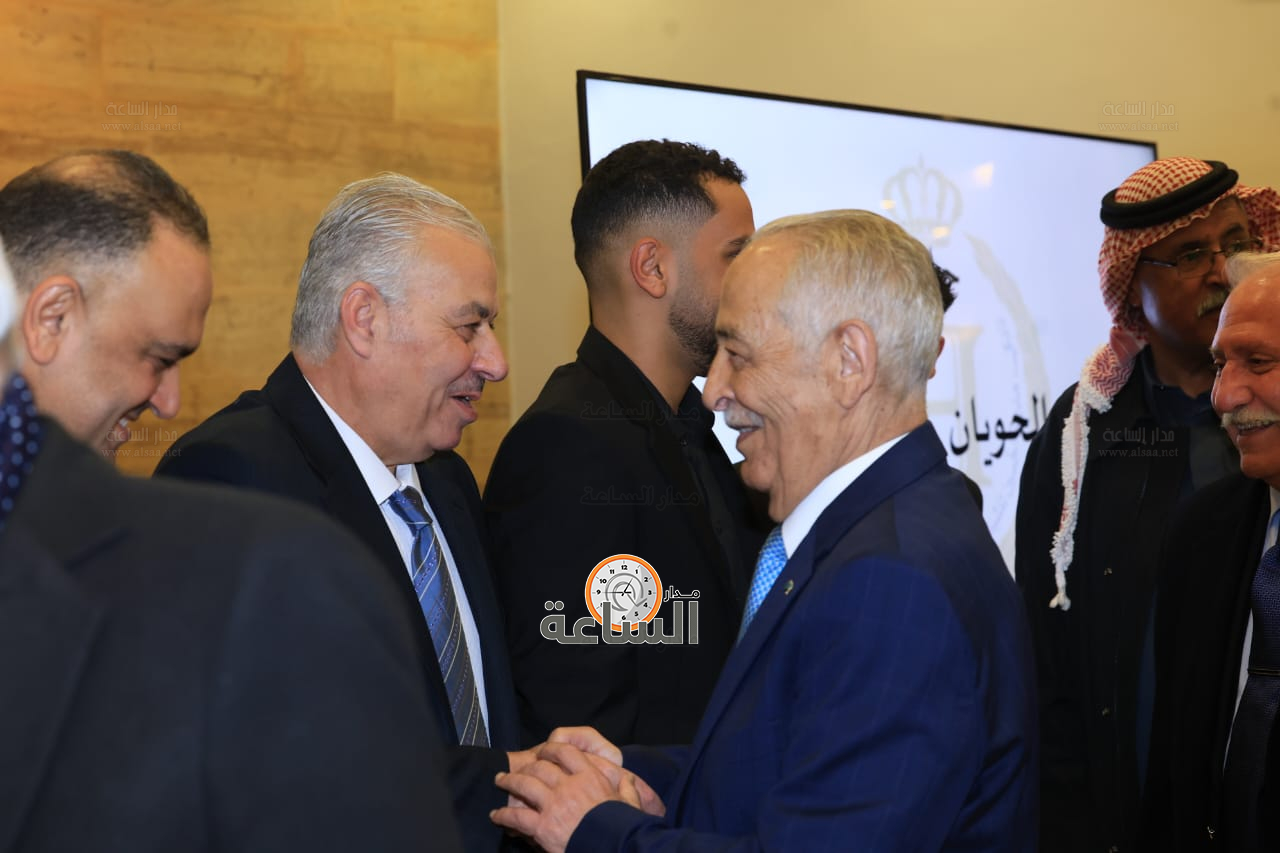 Madar Al-Saa Images 0.7783935136504908