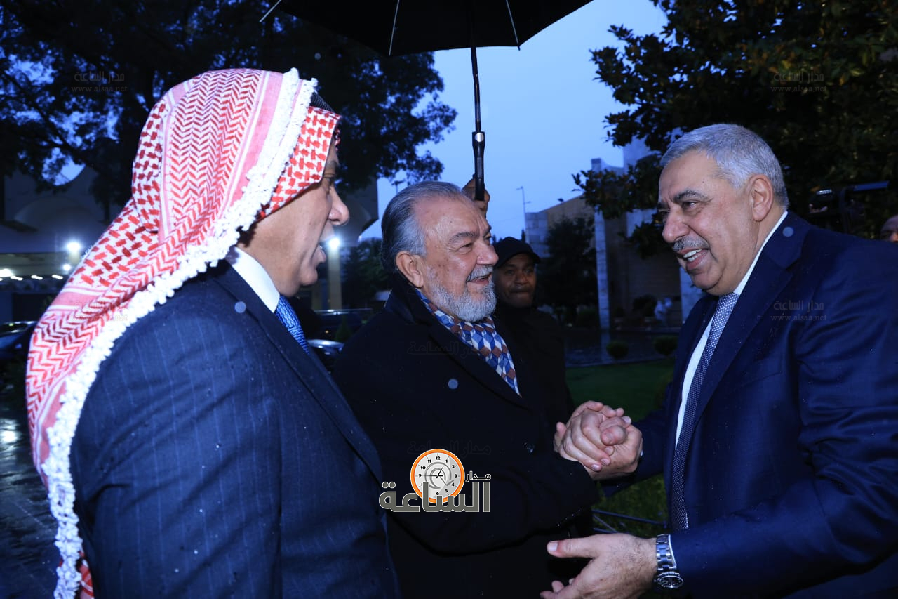 Madar Al-Saa Images 0.48655516730531123