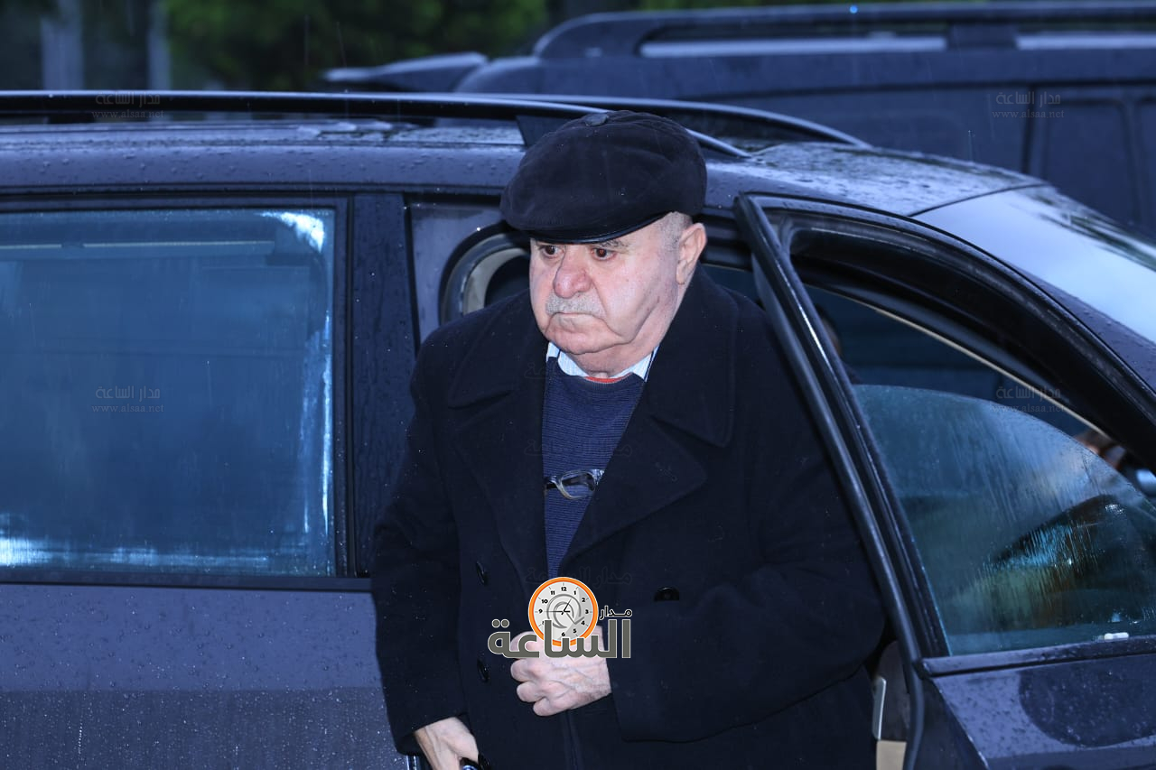 Madar Al-Saa Images 0.39436673896049024