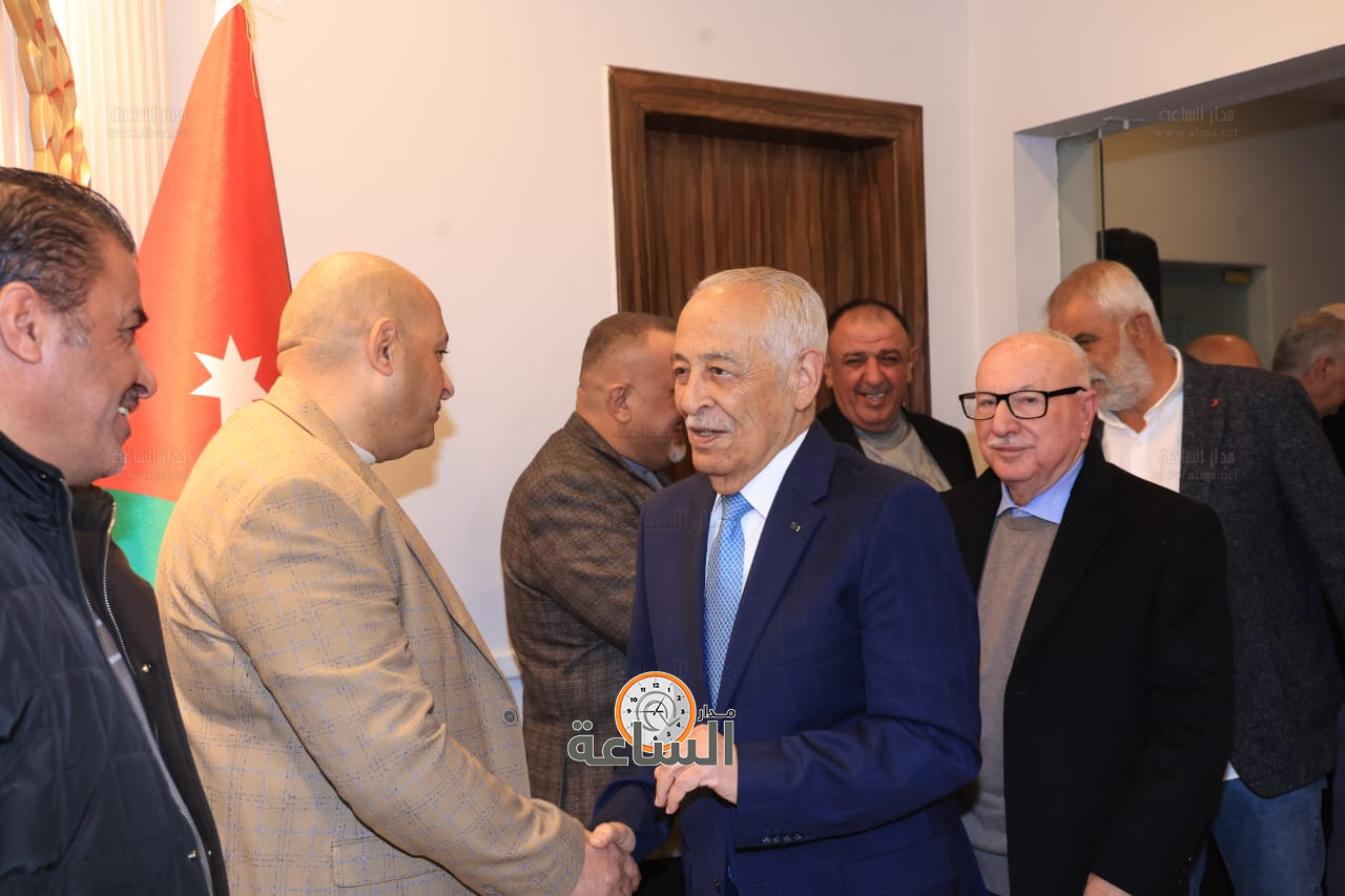 Madar Al-Saa Images 0.3905156178326534