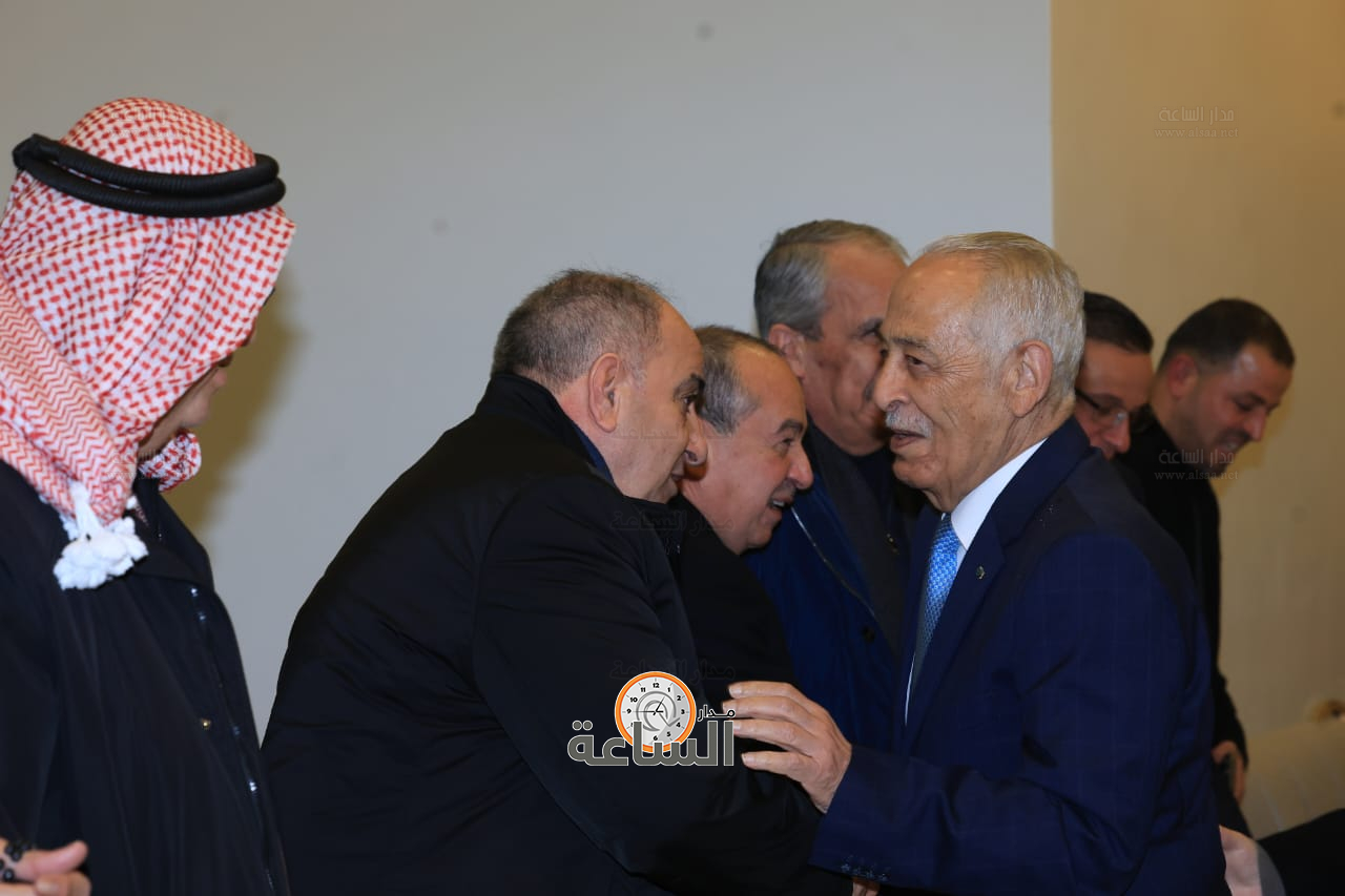 Madar Al-Saa Images 0.33886410016502244