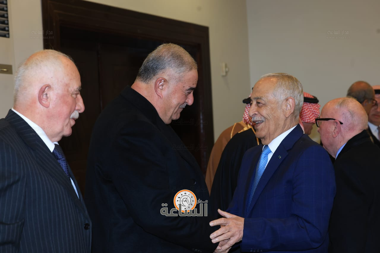 Madar Al-Saa Images 0.3770106163783654