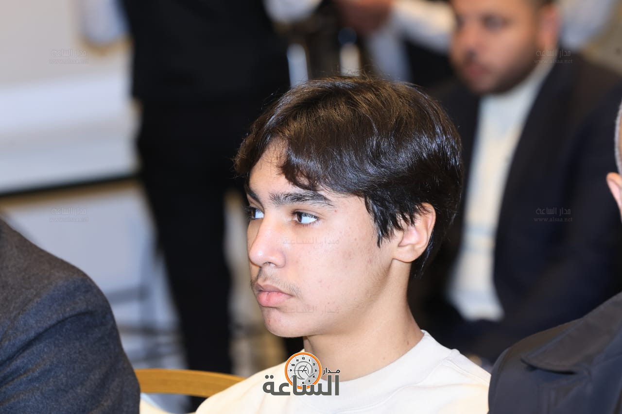 Madar Al-Saa Images 0.17684857715716307