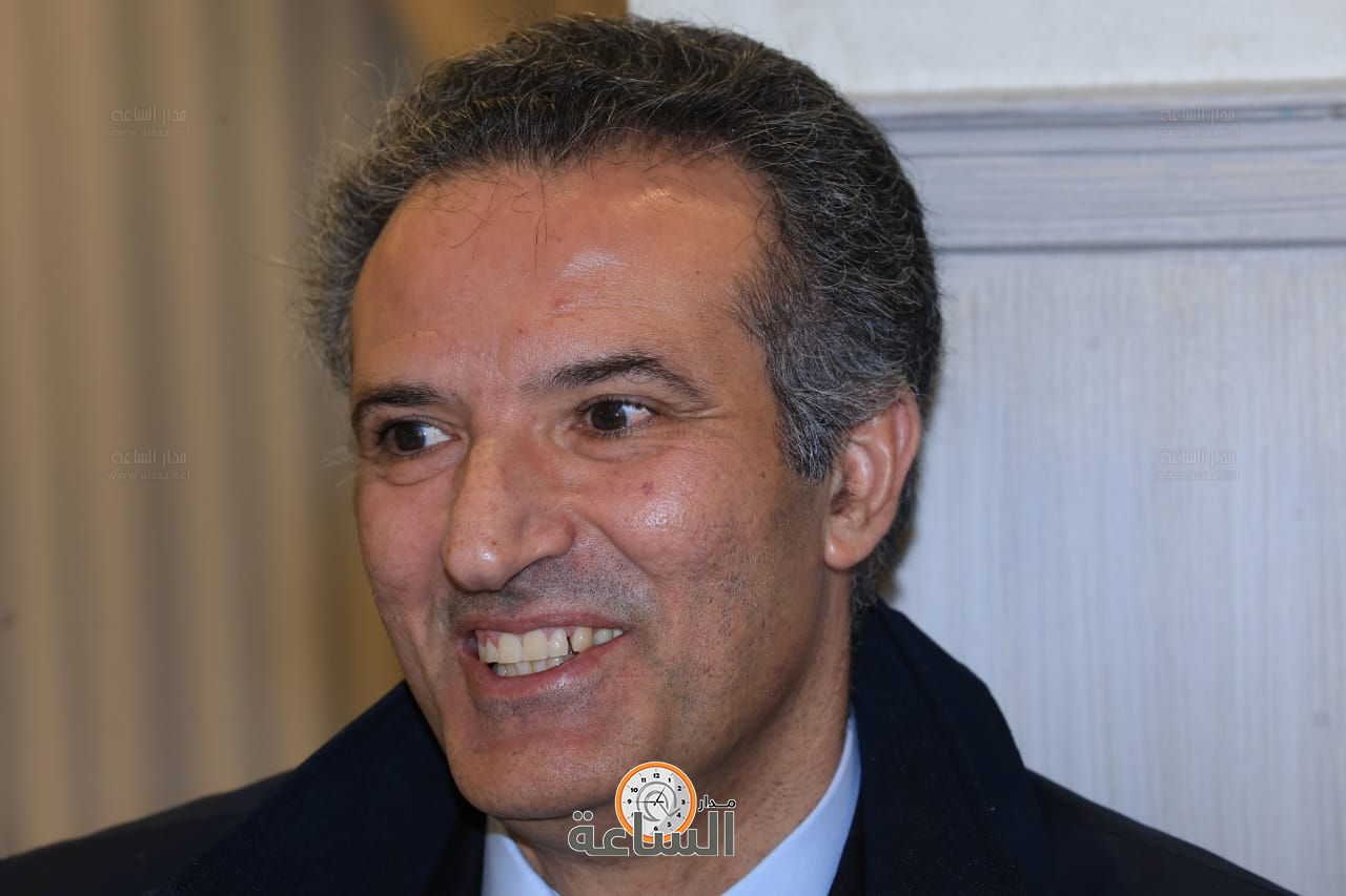 Madar Al-Saa Images 0.8921008311236669