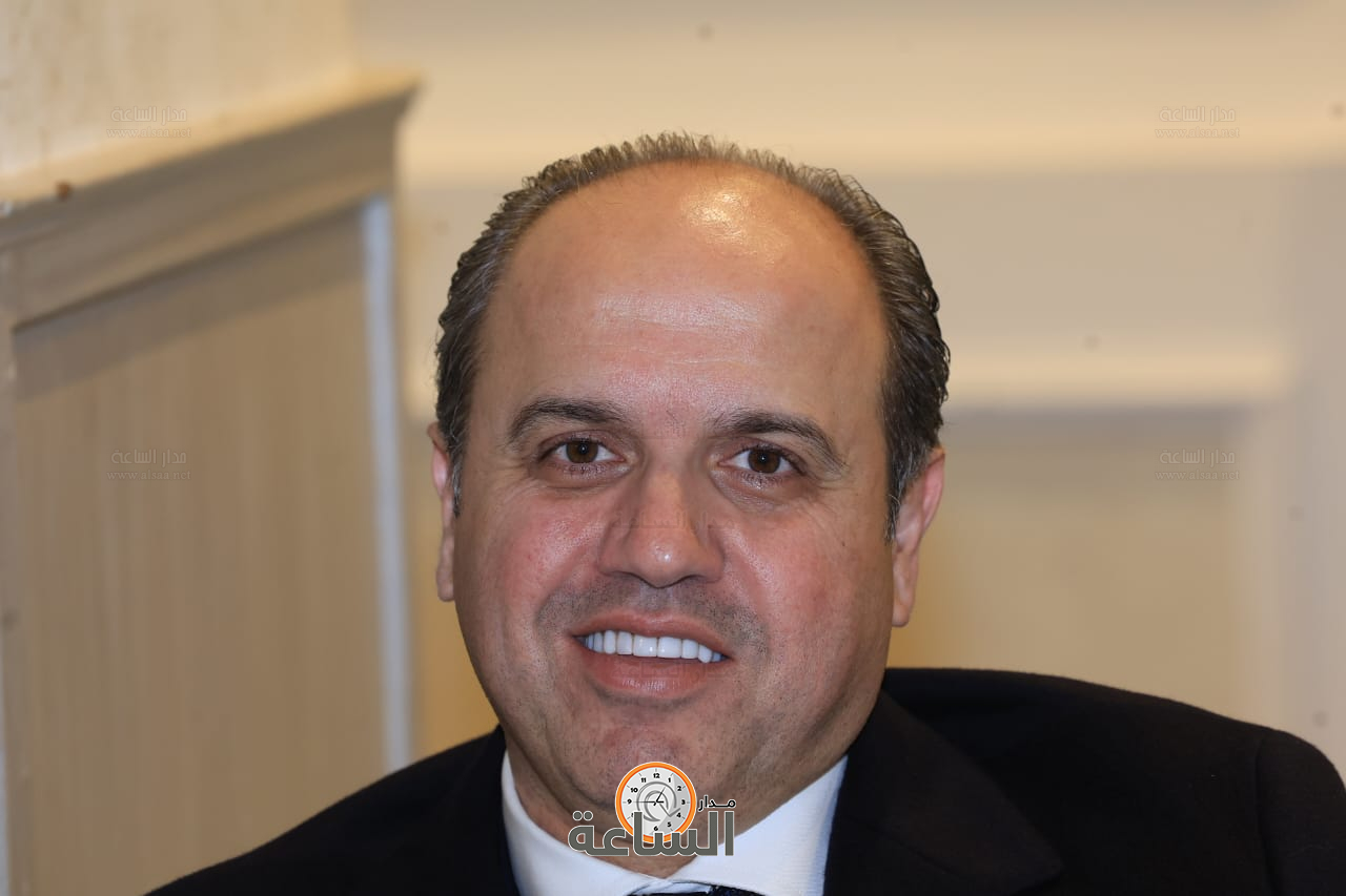 Madar Al-Saa Images 0.45171629828465