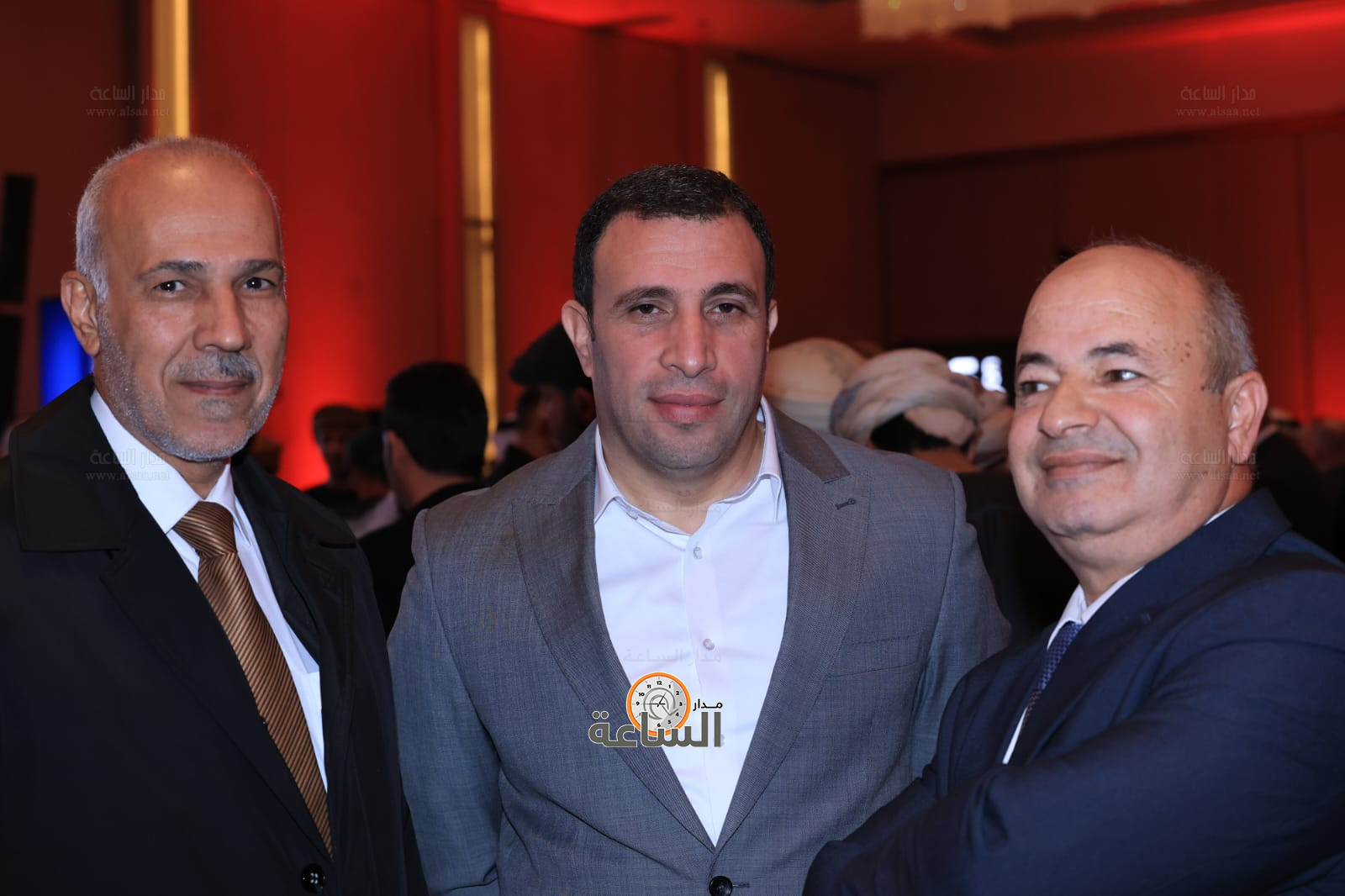 Madar Al-Saa Images 0.4243008965970031