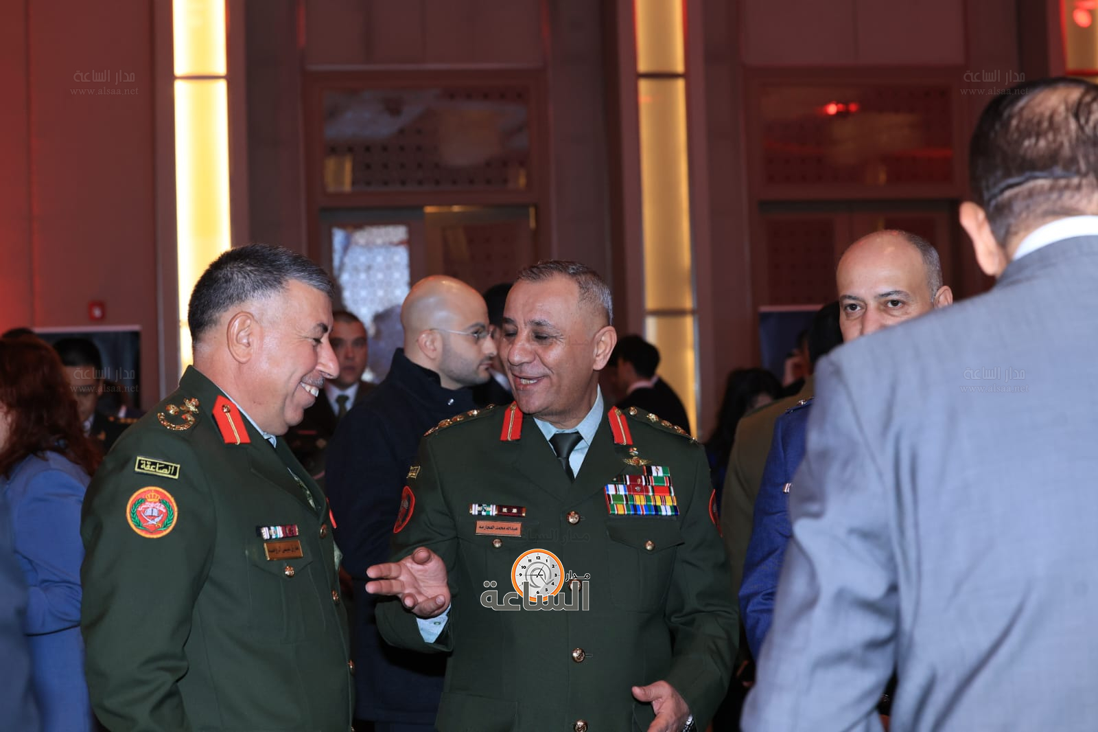 Madar Al-Saa Images 0.5912852406305127