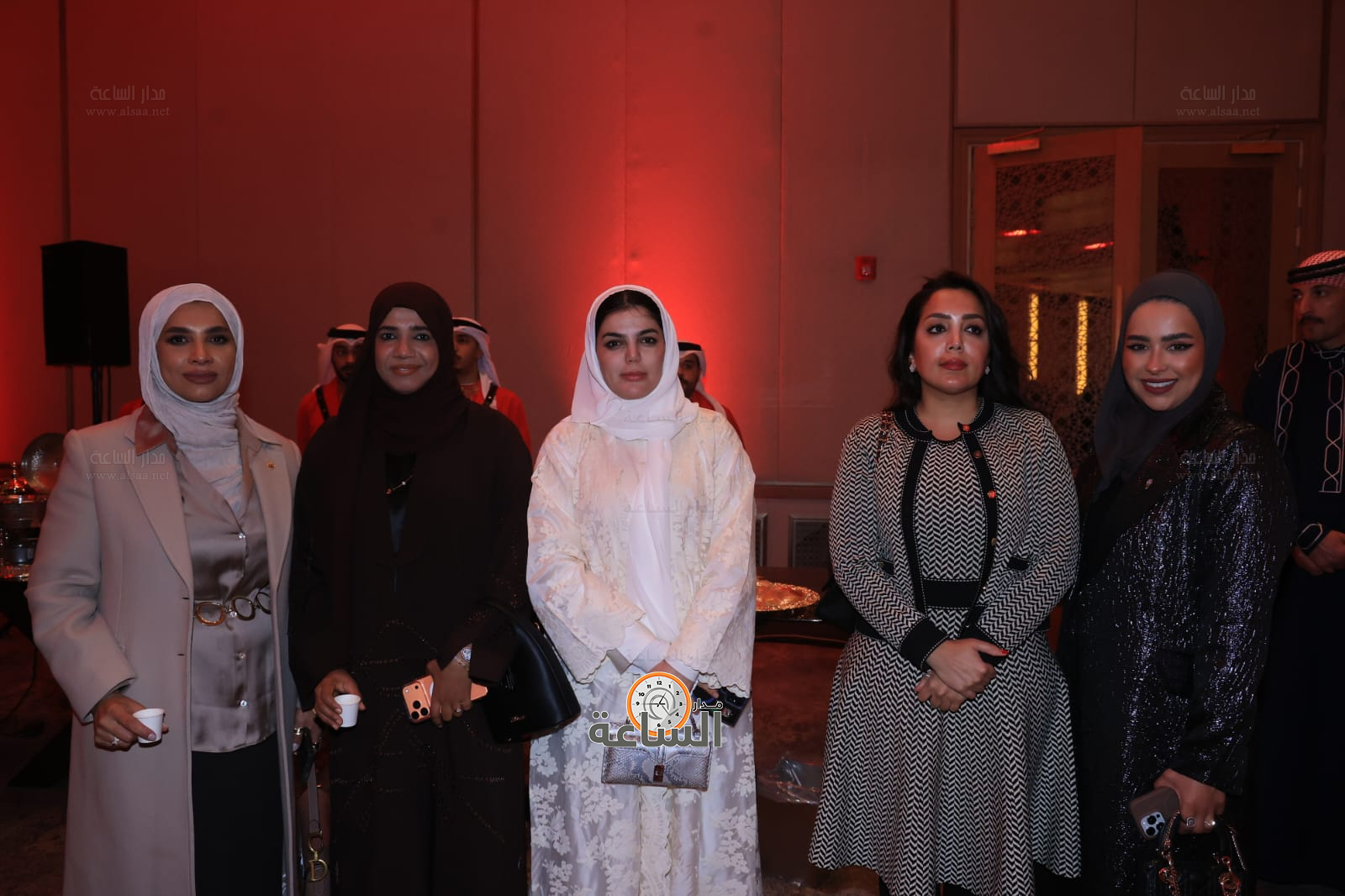 Madar Al-Saa Images 0.6271366315767822