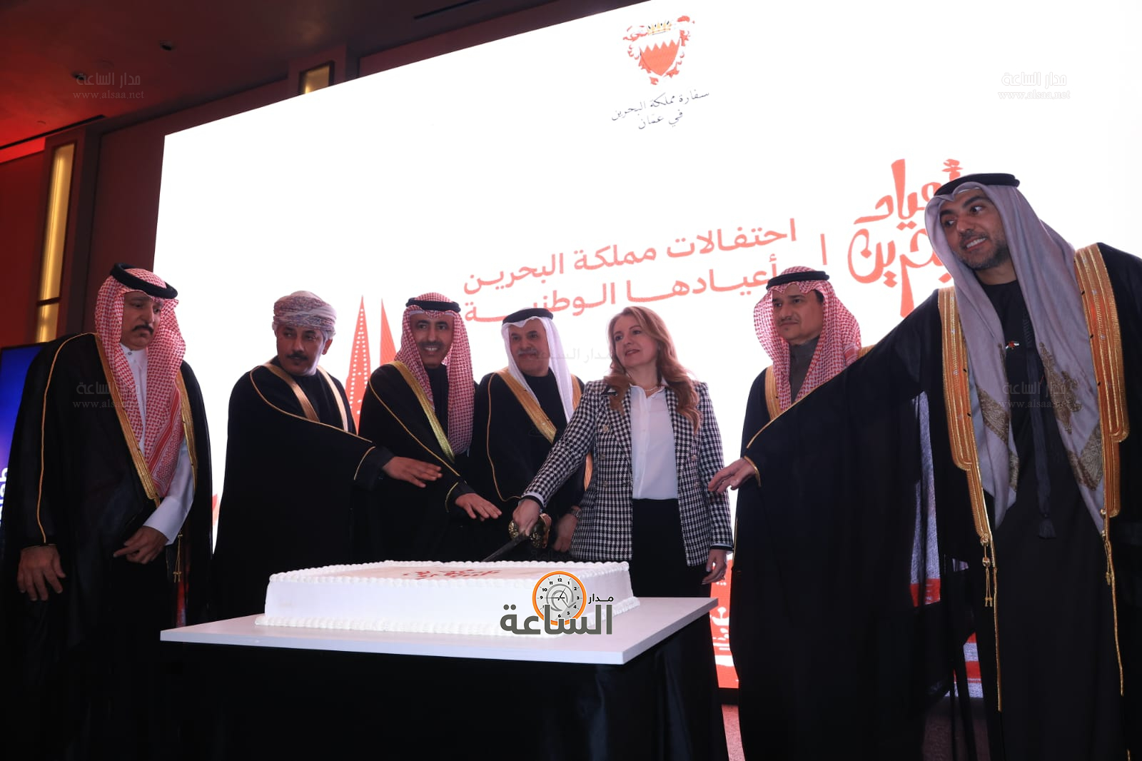 Madar Al-Saa Images 0.015748917074643543