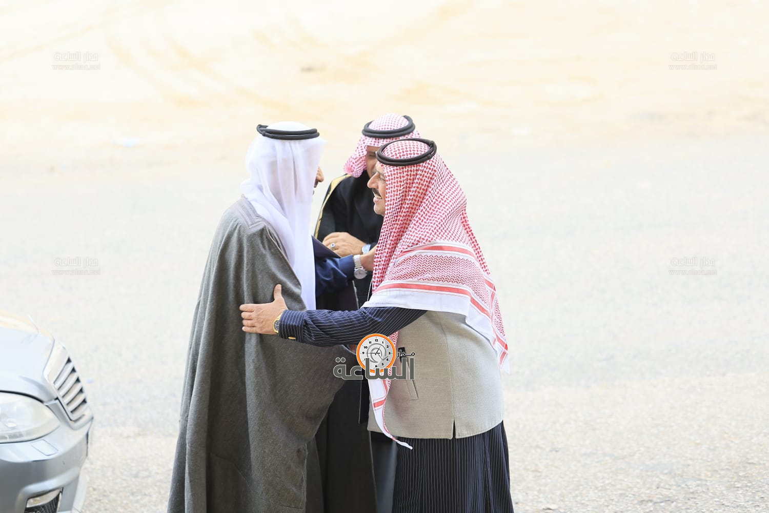 Madar Al-Saa Images 0.39121076846539804