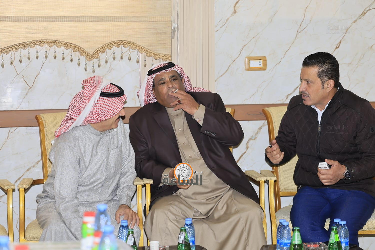 Madar Al-Saa Images 0.369384372724159