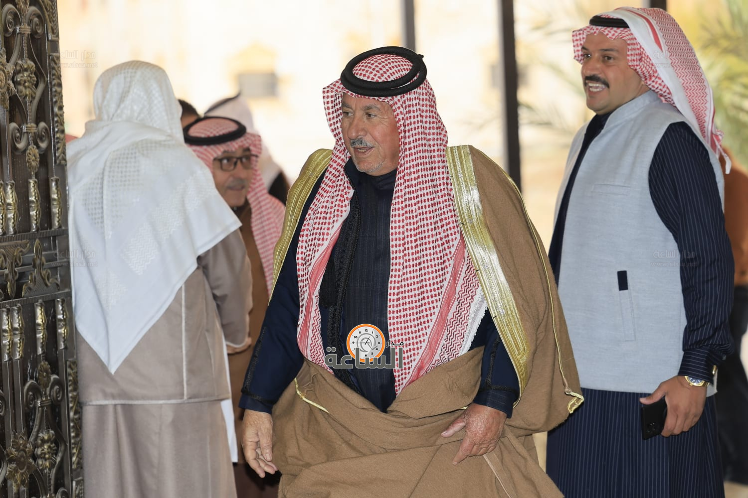 Madar Al-Saa Images 0.9836846750705595