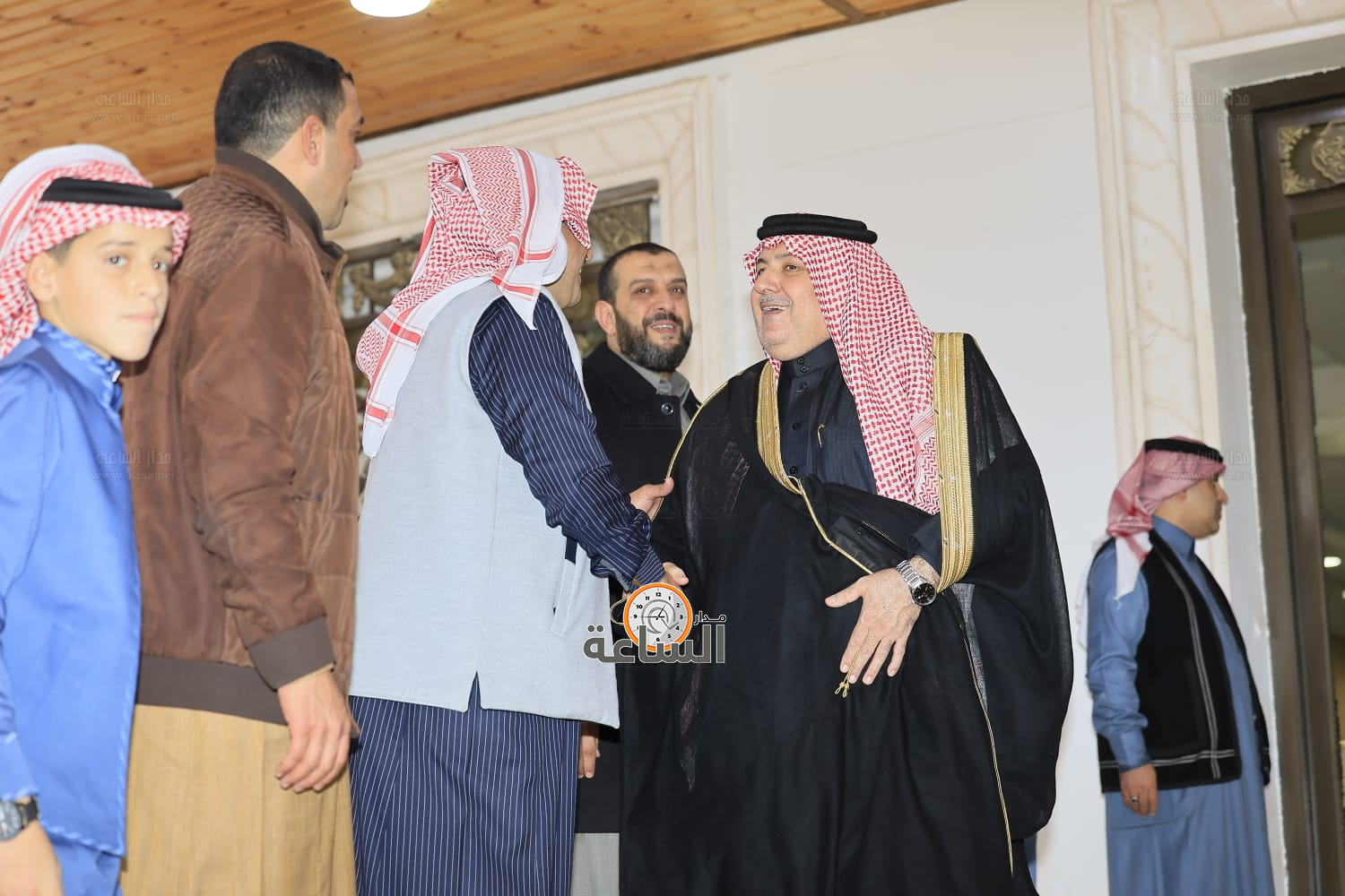 Madar Al-Saa Images 0.46250123593487213