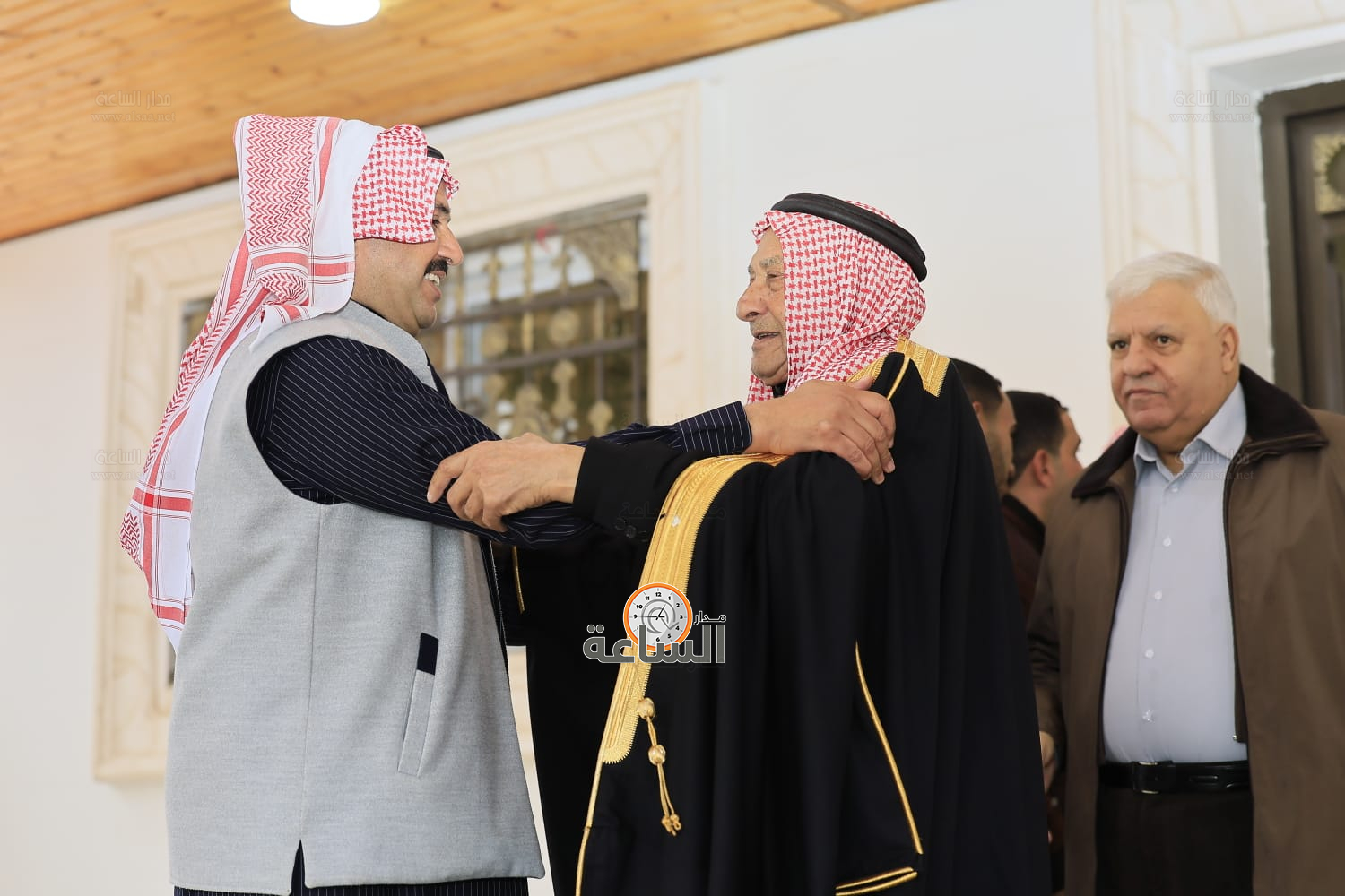 Madar Al-Saa Images 0.826000279121376