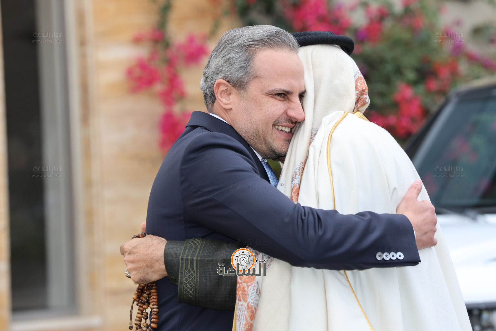 Madar Al-Saa Images 0.6198335305554621