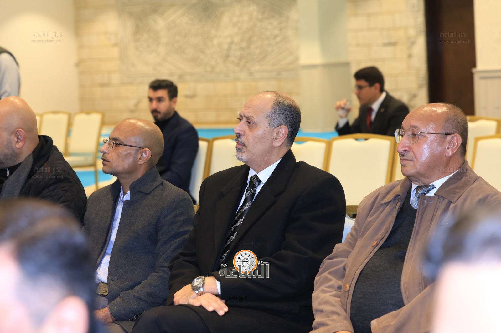 Madar Al-Saa Images 0.35132969470643594