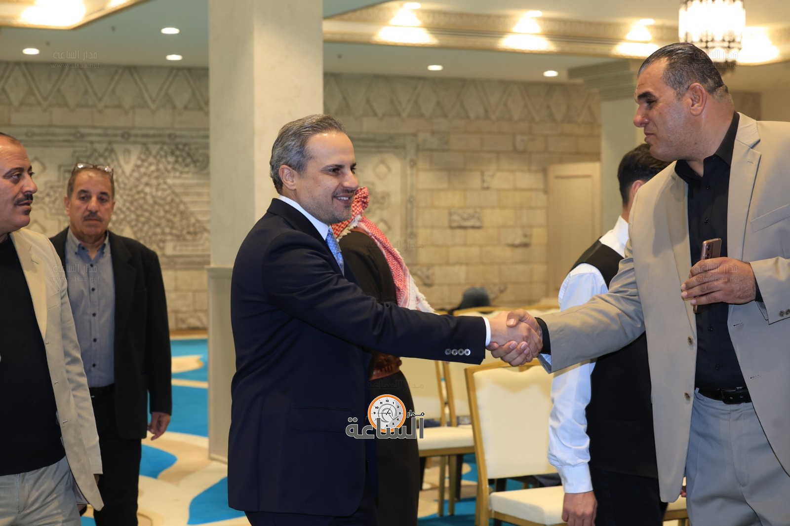 Madar Al-Saa Images 0.5023018763650289