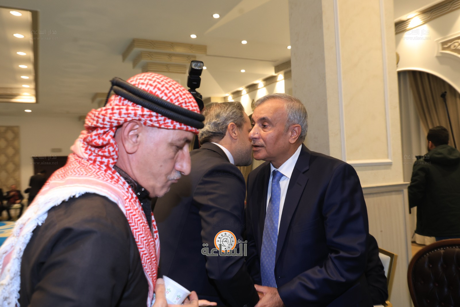 Madar Al-Saa Images 0.13690904840438034