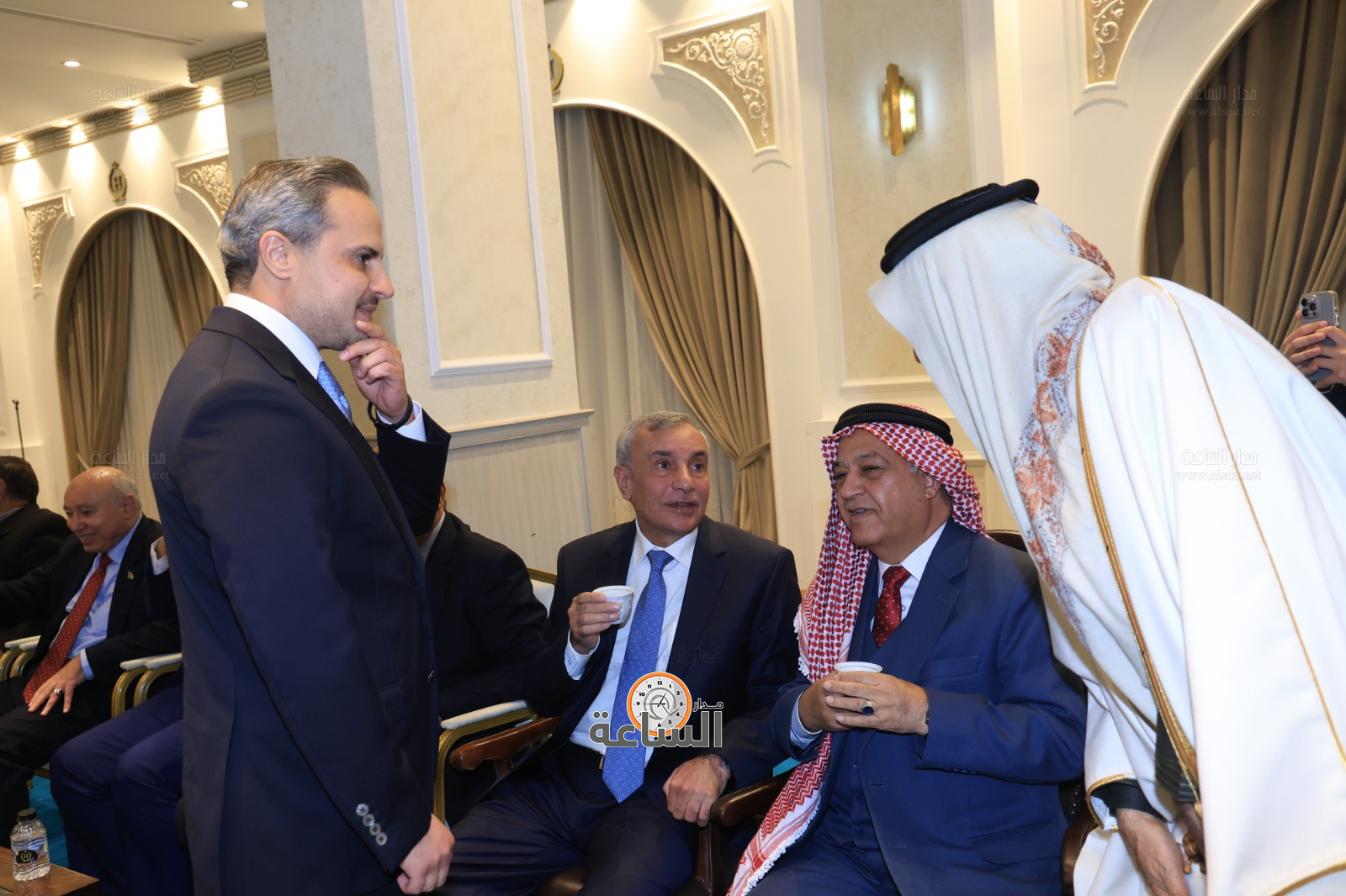 Madar Al-Saa Images 0.3993241135772143