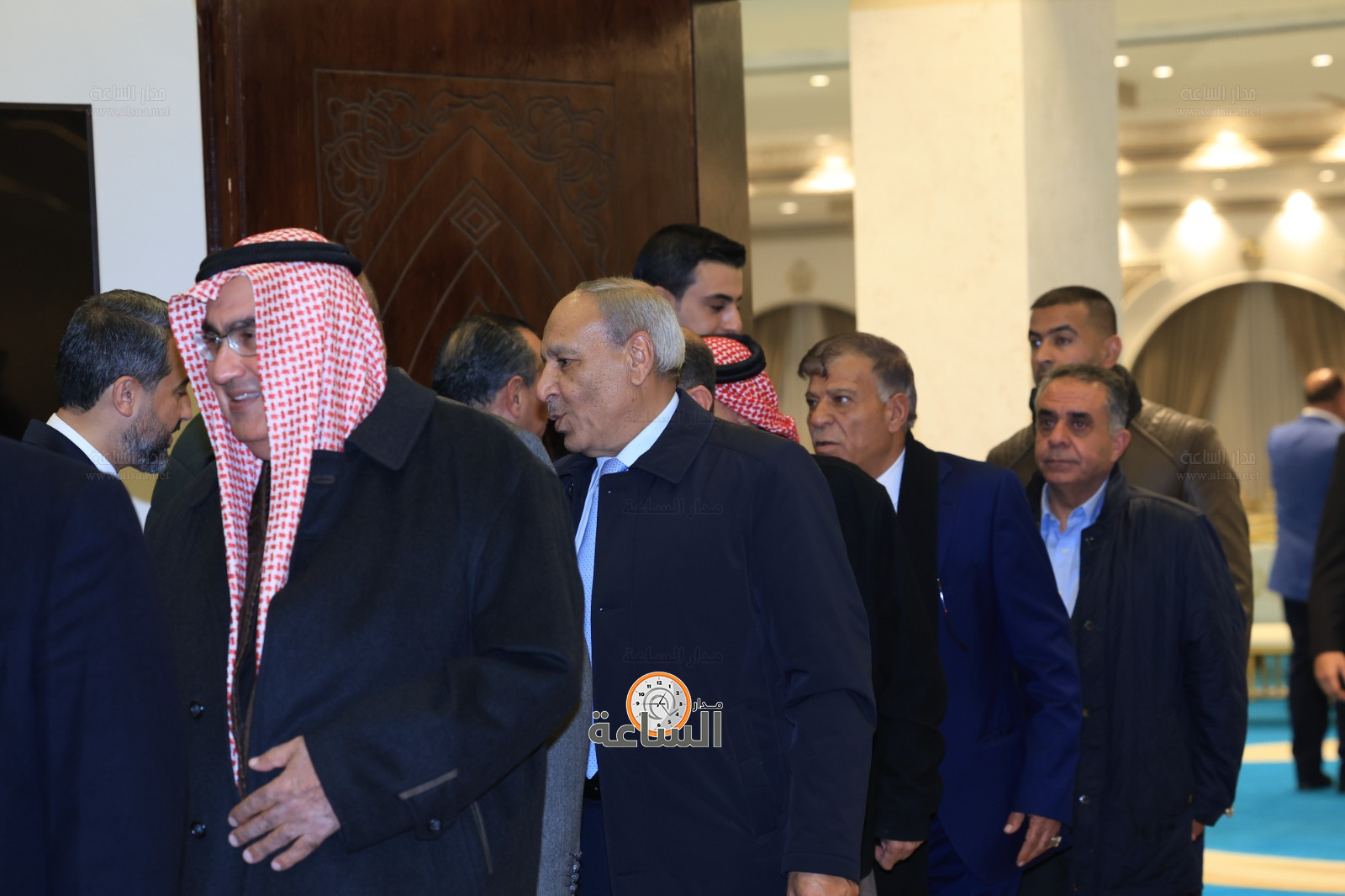 Madar Al-Saa Images 0.8776628291423011