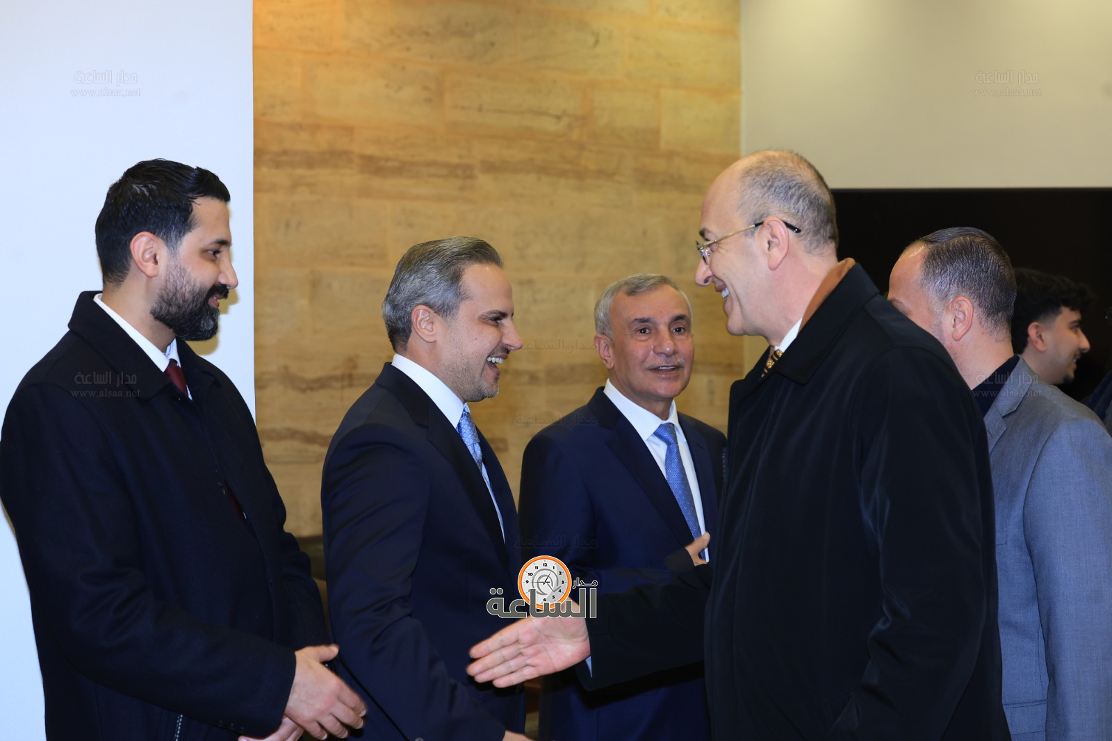 Madar Al-Saa Images 0.43059618099177943